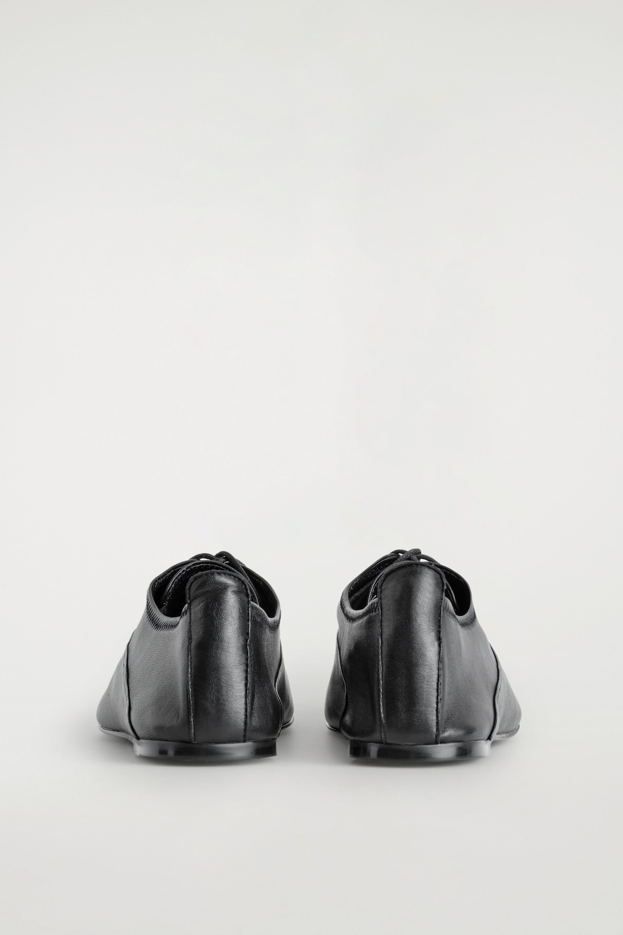 SOFT LEATHER BROGUES — BLACK