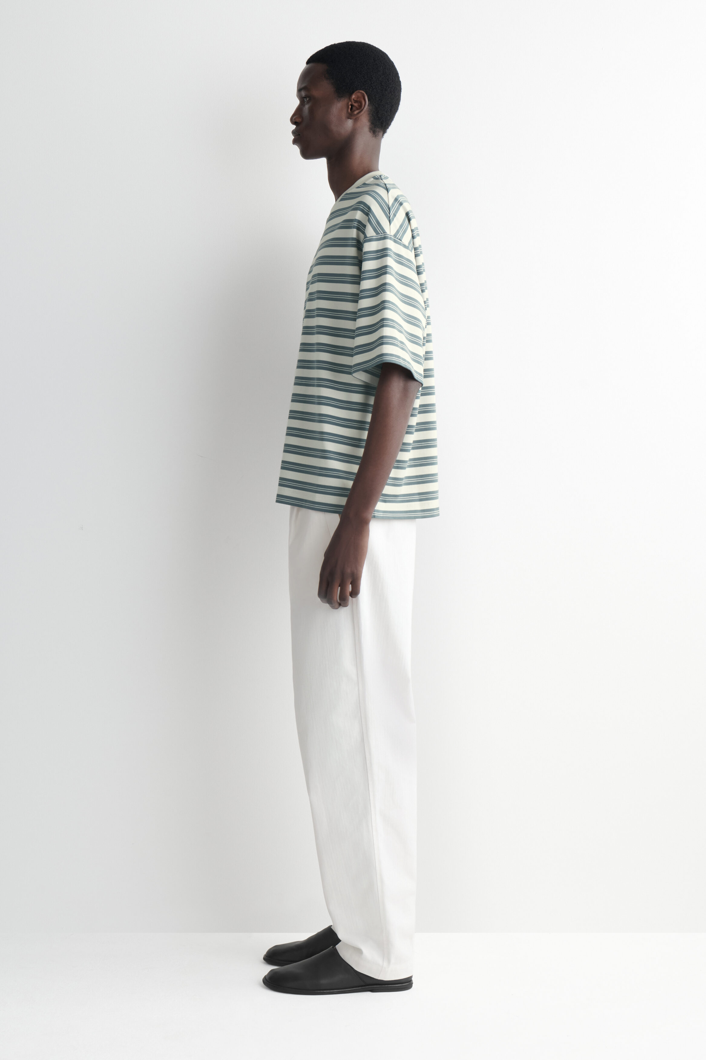 OVERSIZED STRIPED COTTON T-SHIRT - BLUE / OFF-WHITE / STRIPED | COS US