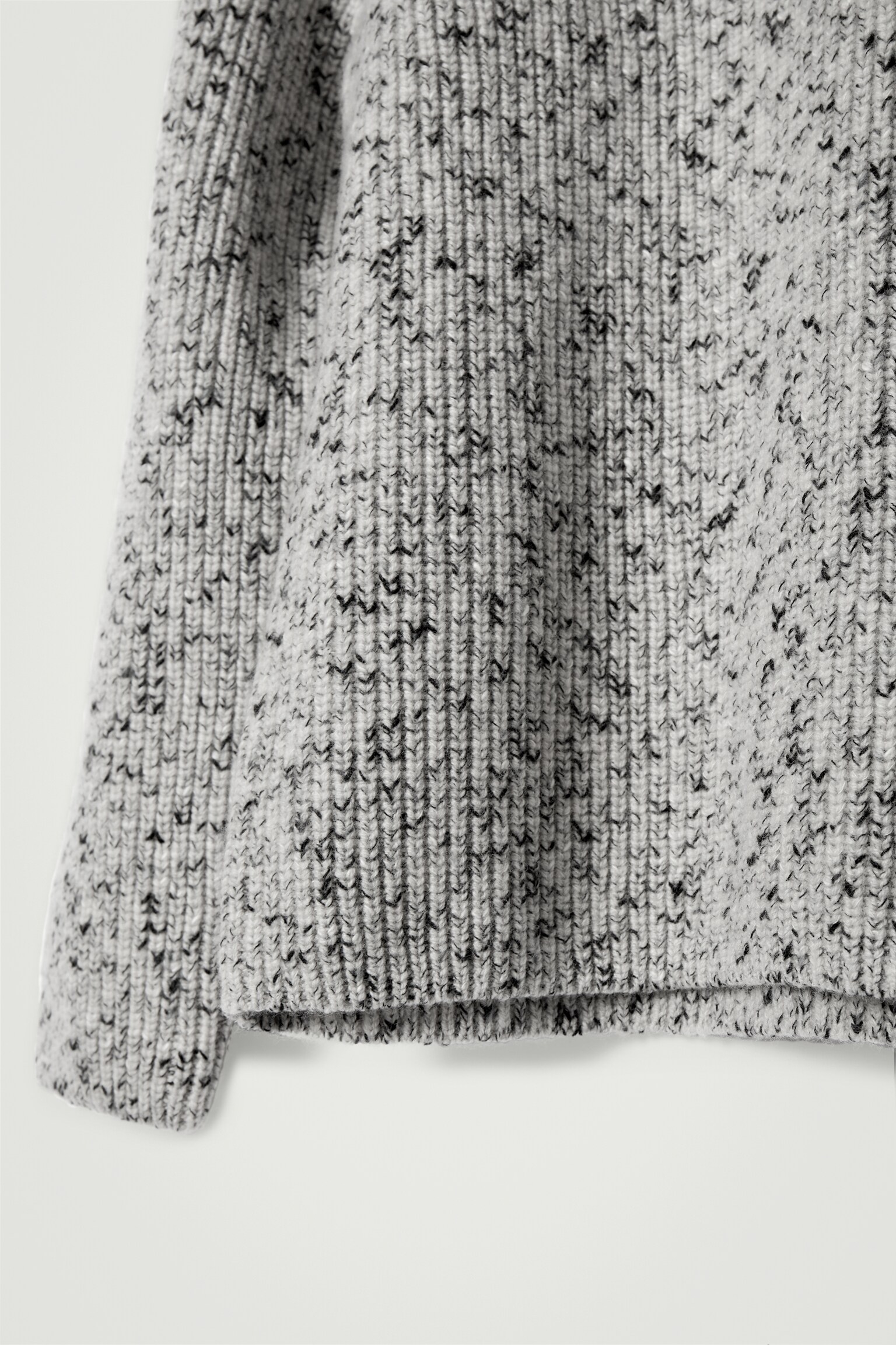 סוודר צמר בחוט מפותל - אפור בהיר - 2