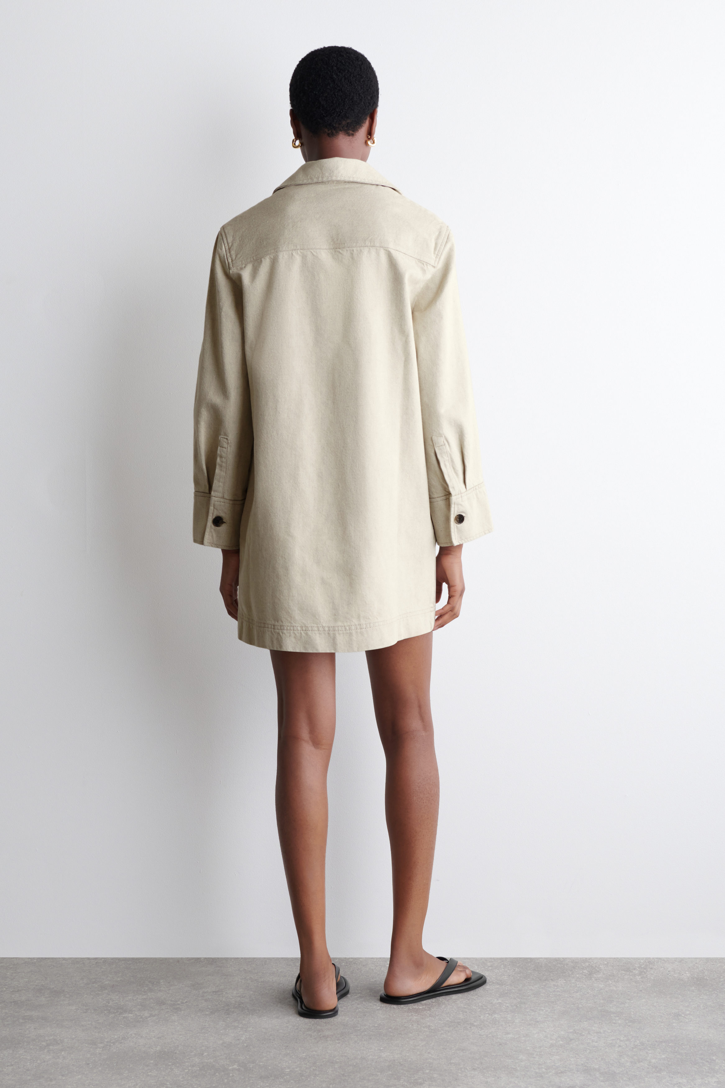 IT MICHAA [イミシャ] Open collar shirt dress OPEN-COLLAR DENIM SHIRT DRESS - BEIGE | COS