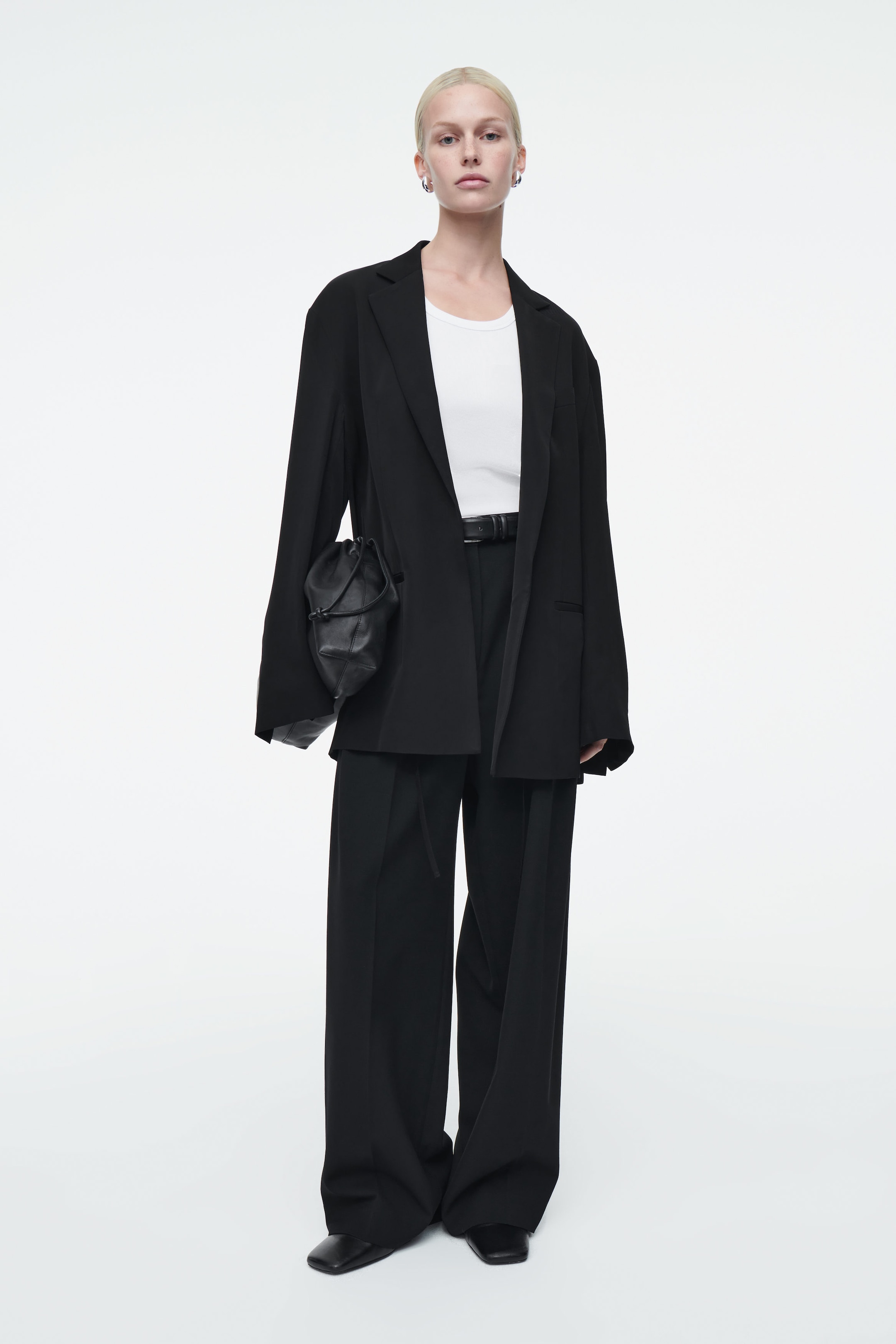 OVERSIZED TIE-FRONT BLAZER