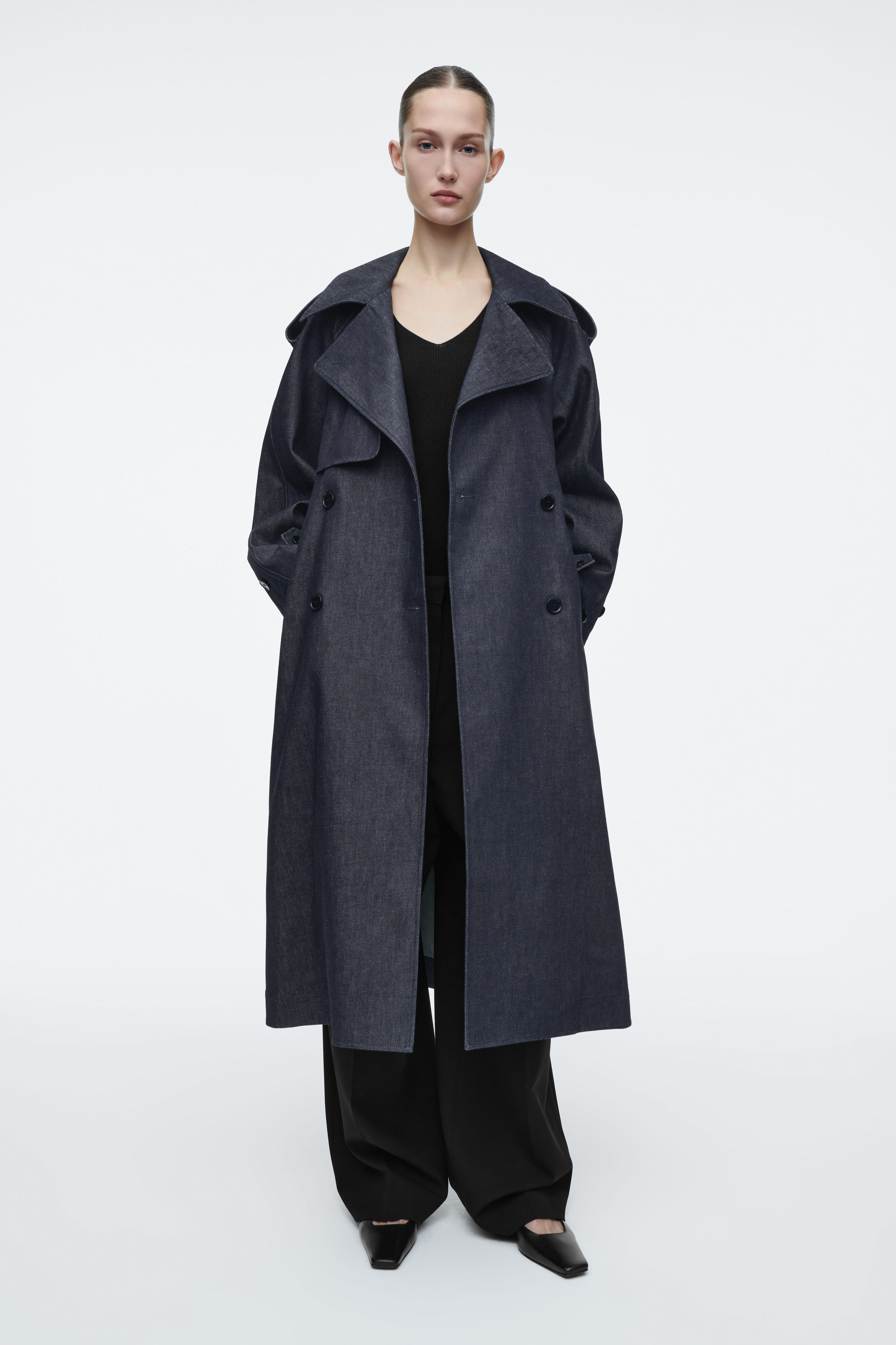 OVERSIZED DENIM TRENCH COAT - INDIGO | COS