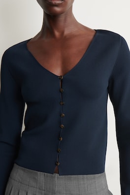 MINIMAL KNITTED V-NECK CARDIGAN — NAVY 5