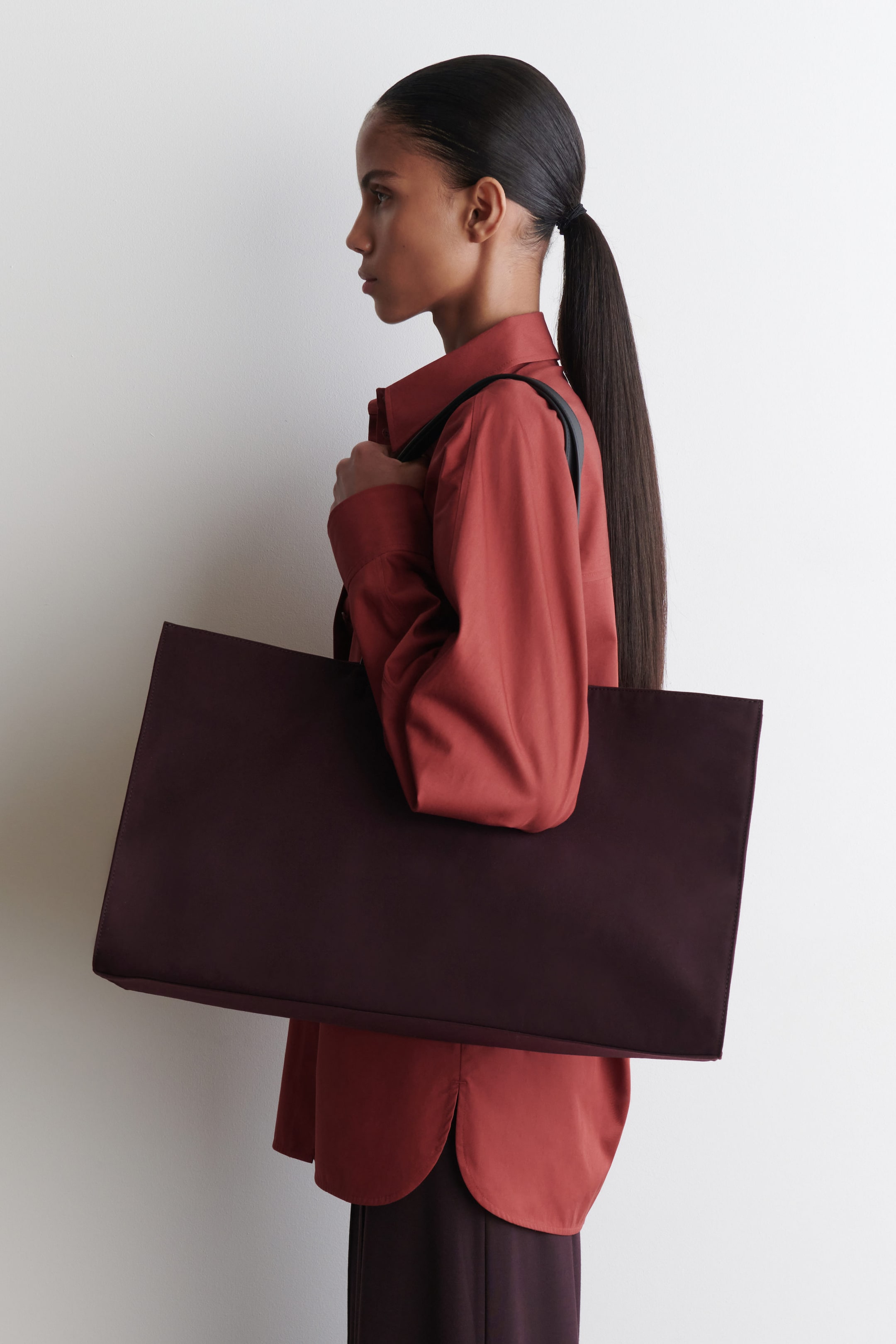 GALLERY TOTE BAG - CANVAS