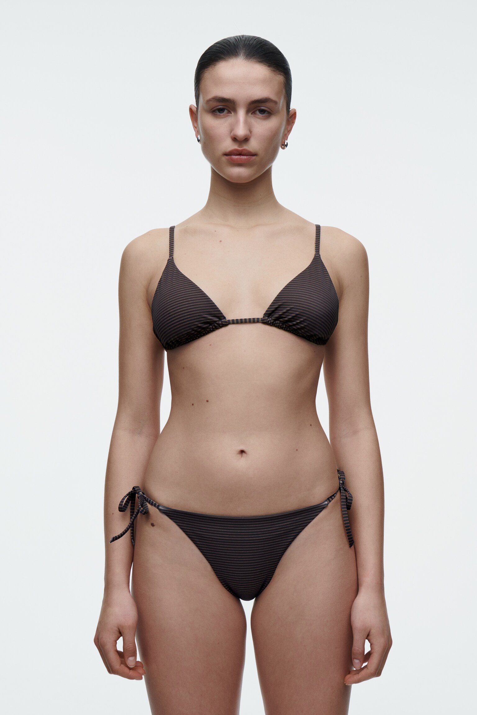Háromszög bikini felső - BROWN / NAVY / STRIPED/BARNA