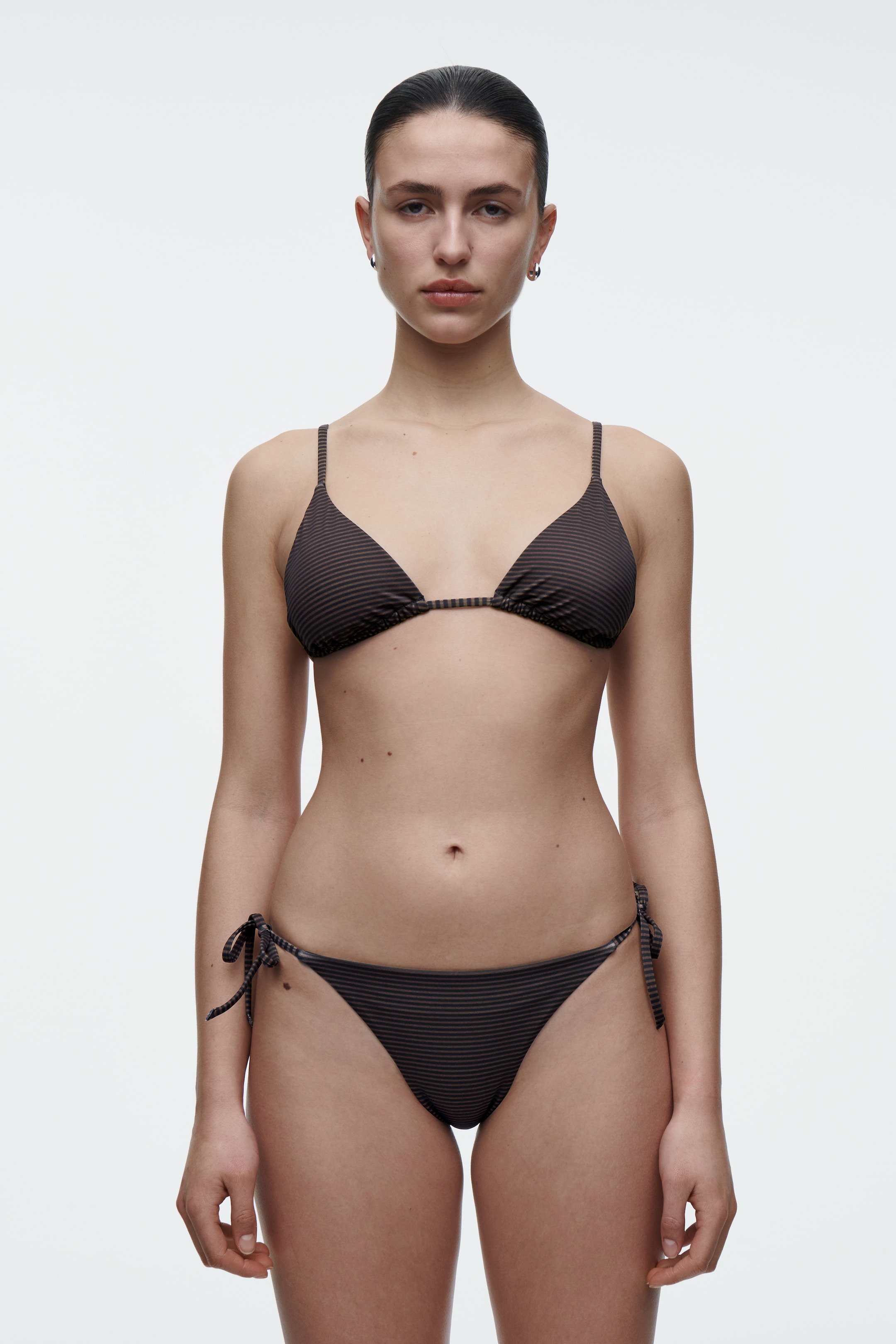 View larger image: TRIANGLE BIKINI TOP - BROWN / NAVY / STRIPED - Ladies | H&M GB 1