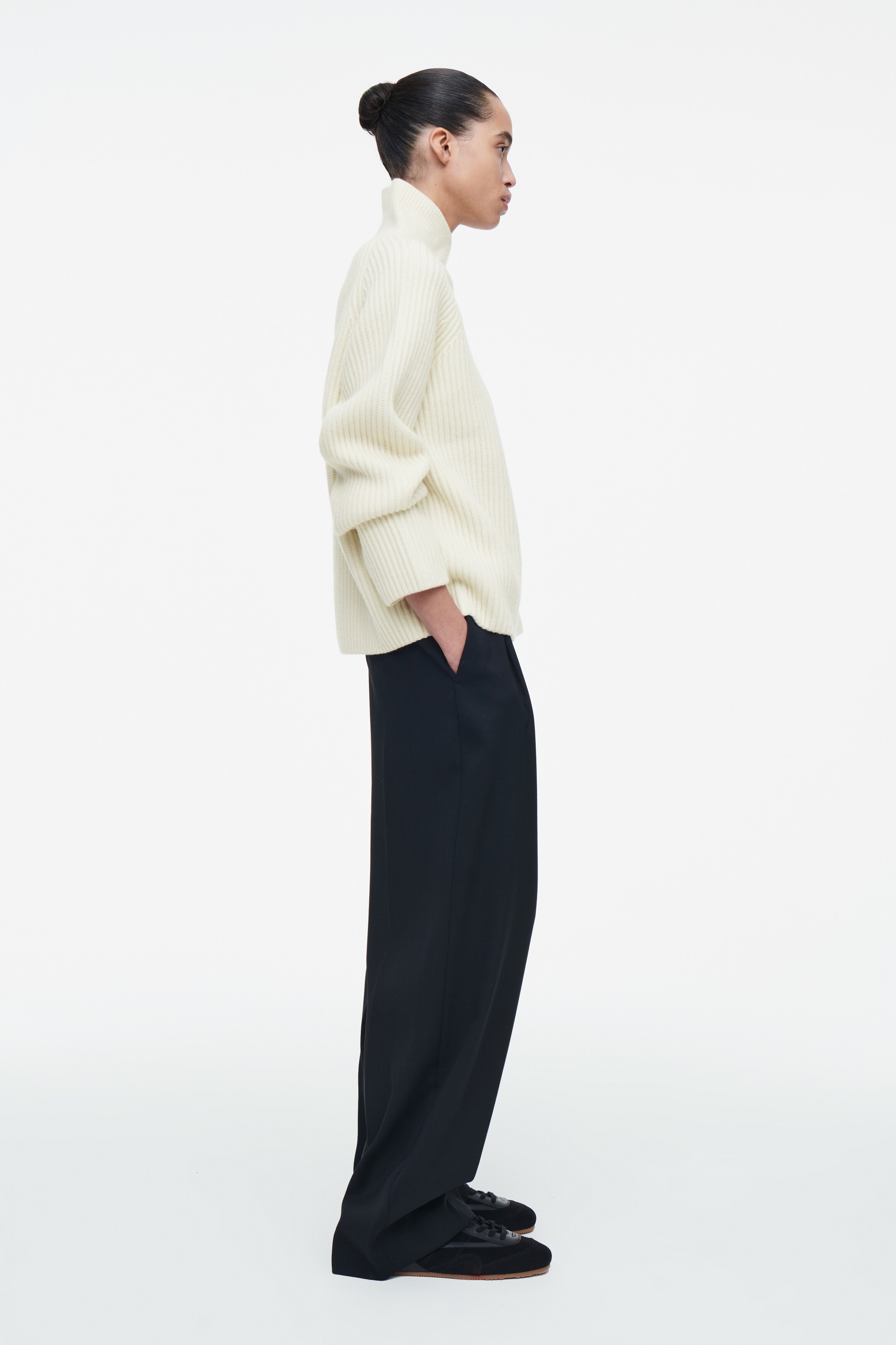 Visualizza immagine più grande: MAGLIONE IN LANA MERINO CON COLLO AVVOLGENTE - ÉCRU - DONNA | H&M IT 3
