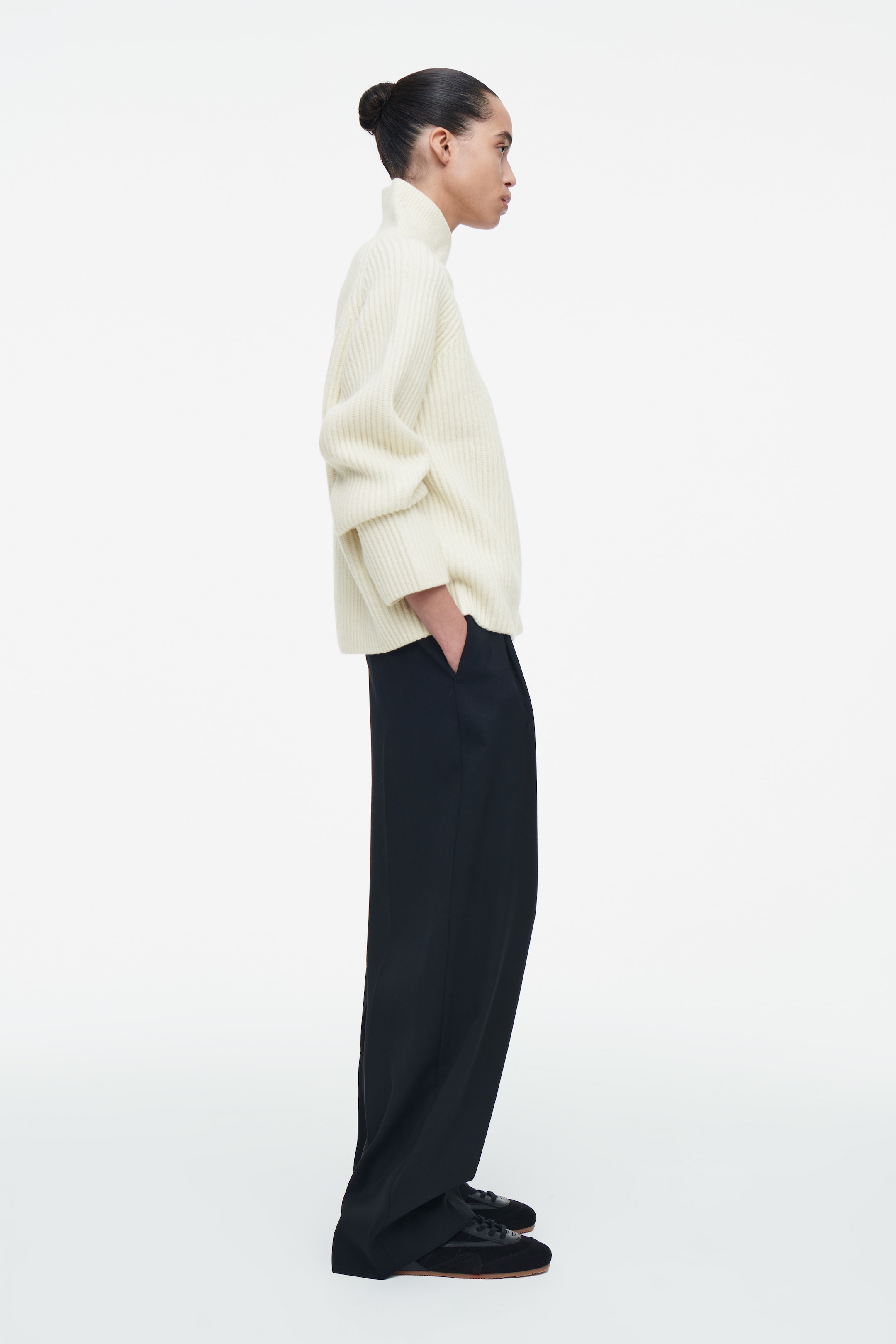 Visualizza immagine più grande: MAGLIONE IN LANA MERINO CON COLLO AVVOLGENTE - ÉCRU - DONNA | H&M IT 3