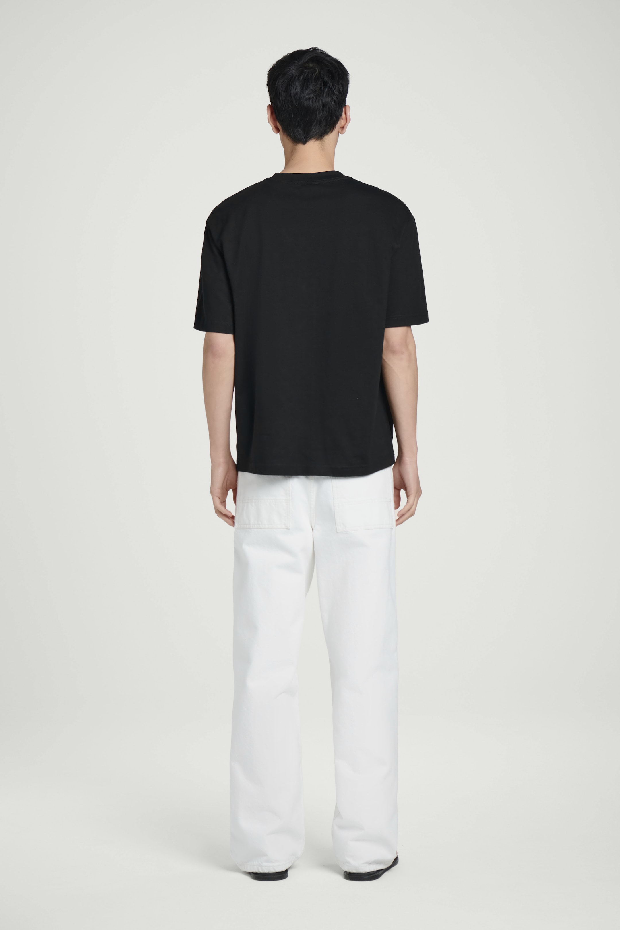 Grösseres Bild ansehen: LOCKERES LEICHTES BAUMWOLL-T-SHIRT - SCHWARZ - HERREN | H&M CH 3