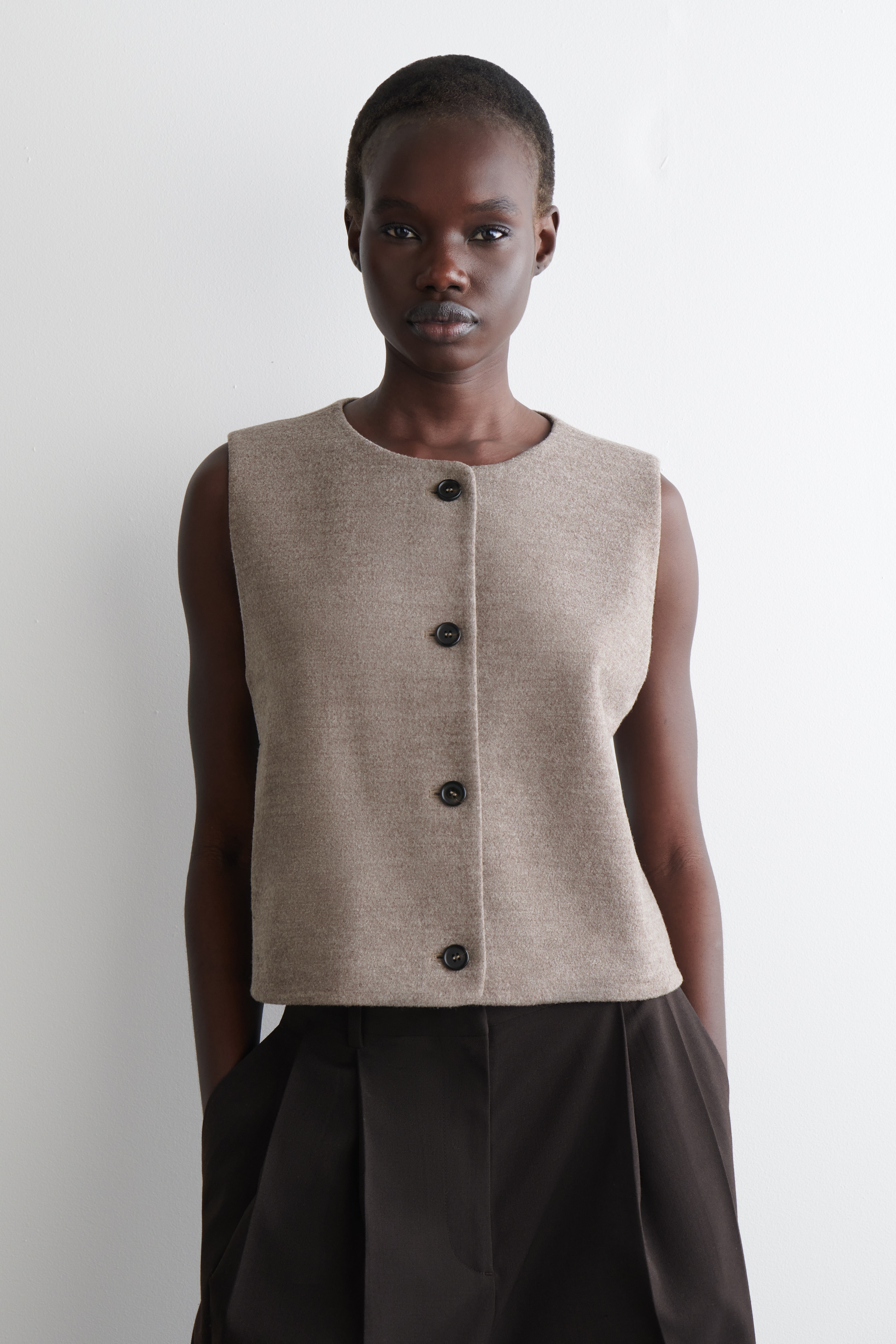 WESTE AUS GEKOCHTER MERINOWOLLE - STEINGRAU MELIERT/NAVYBLAU