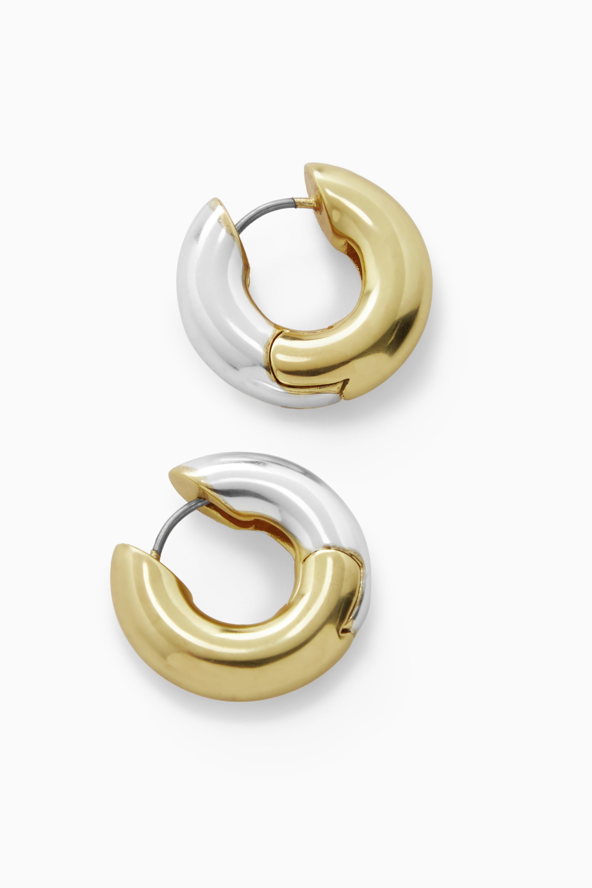 ピアス Basic Two Tone Hoop Earrings #3106 TWO-TONE CHUNKY HOOP EARRINGS - GOLD / SILVER | COS