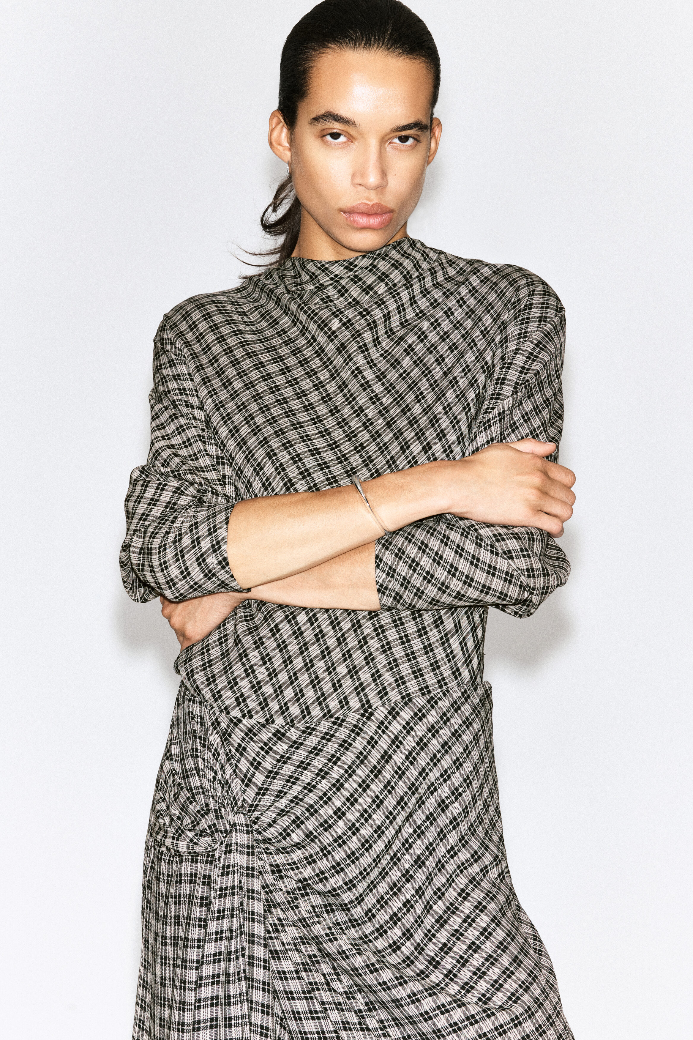 DRAPED CHECKED MIDI SKIRT thumbnail 3