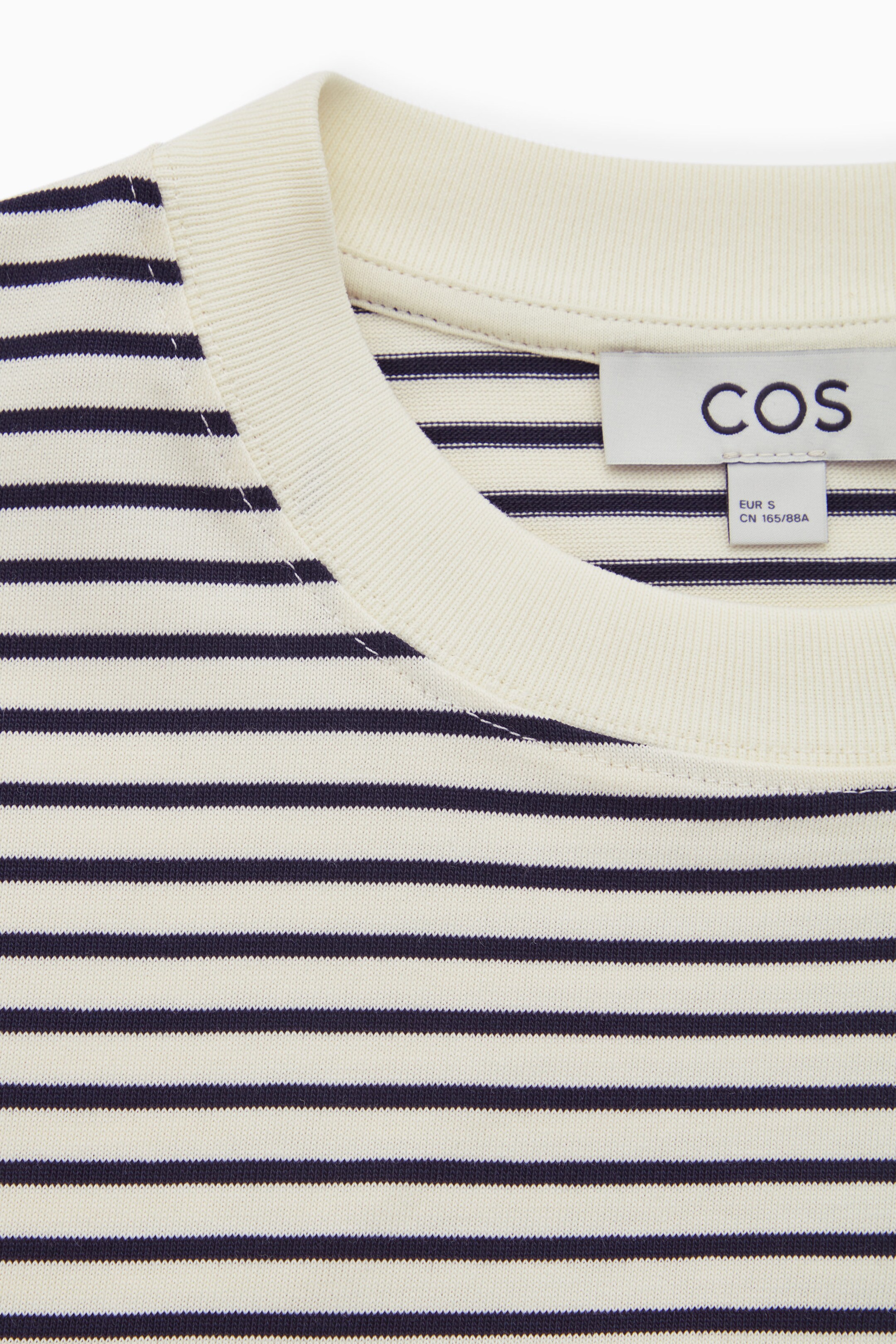 StillMedia/DescriptiveDetail