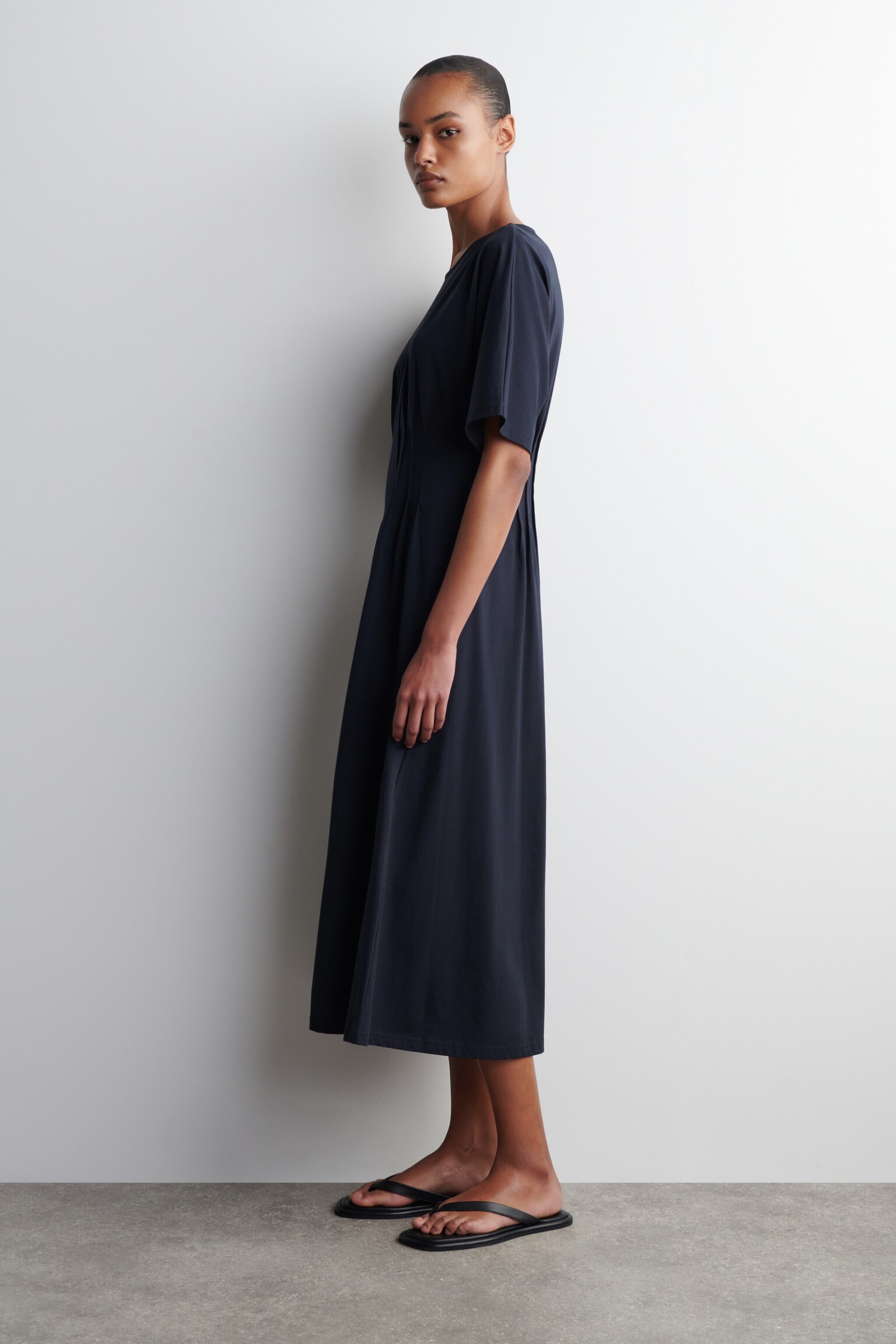 ROBE MIDI NERVURÉE EN COTON - BLEU MARINE/BLEU CIEL - 6
