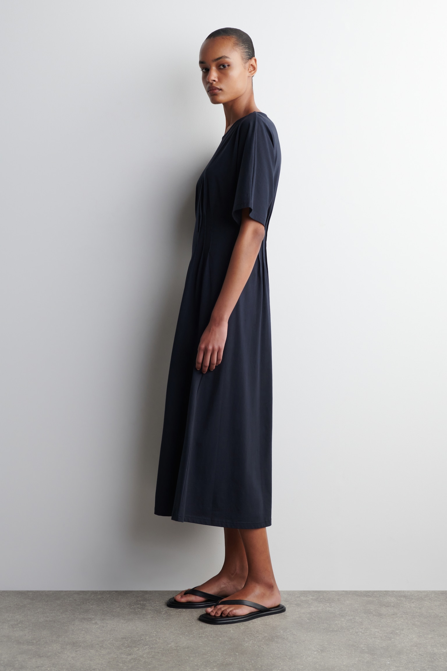 VESTIDO DE ALGODÓN CON DETALLES PLISADOS - AZUL MARINO/AZUL CLARO - 3