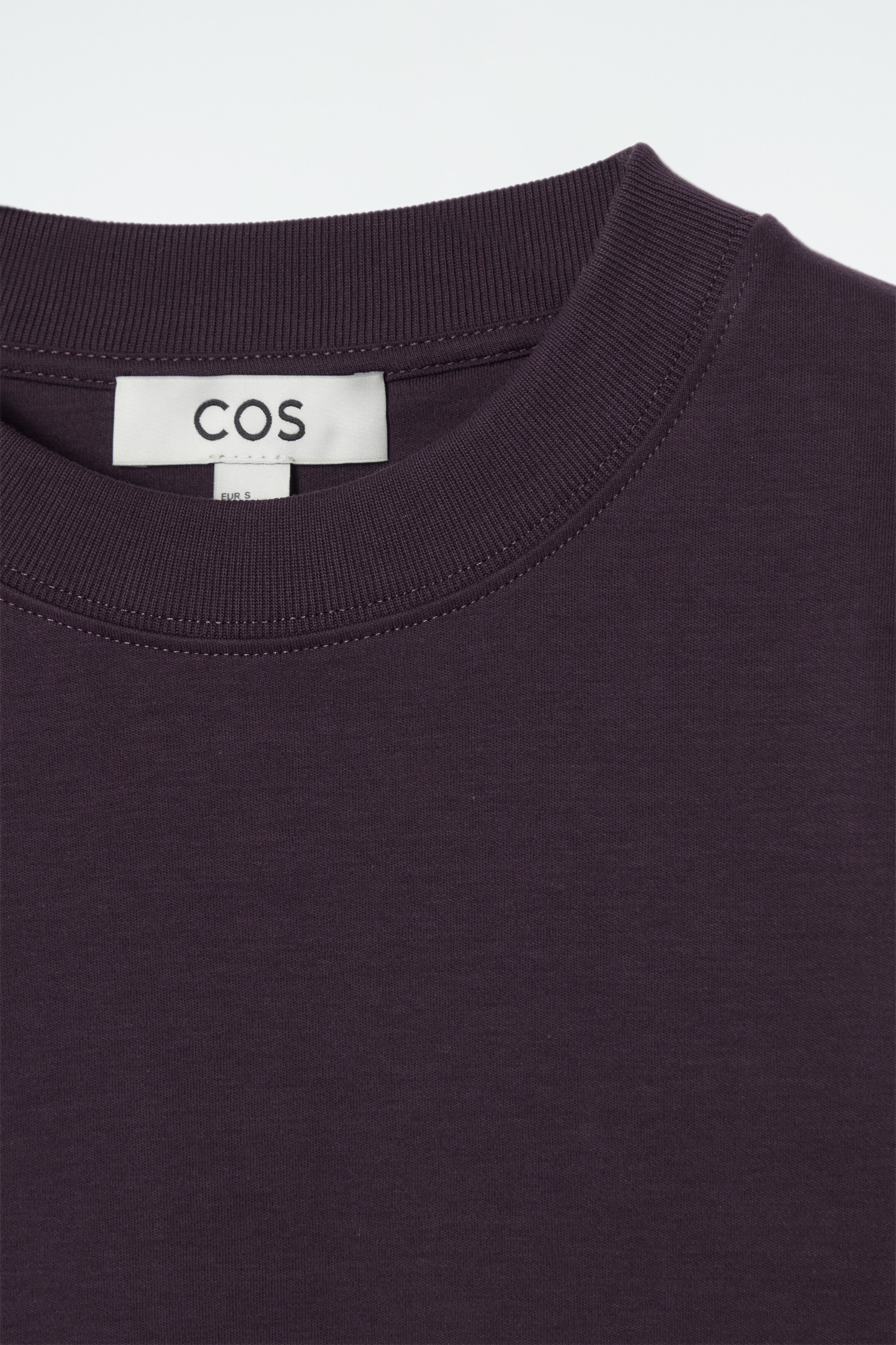 View larger image: CLEAN CUT REGULAR LONG-SLEEVED T-SHIRT - DARK PURPLE - Ladies | H&M GB 3
