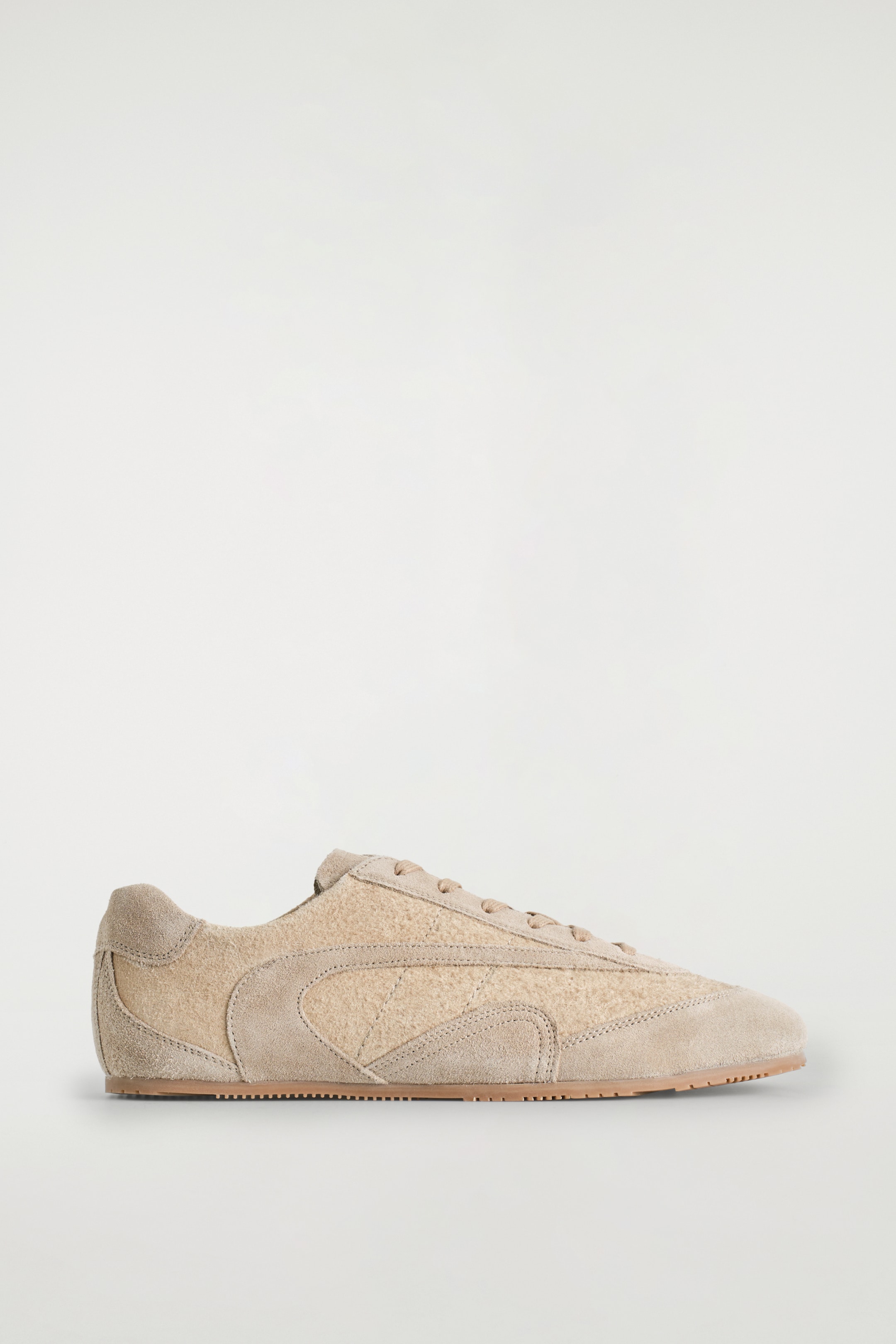 Agrandir l'image: BASKETS MINIMALISTES EN DAIM - CAPPUCCINO - HOMME | H&M CH 4