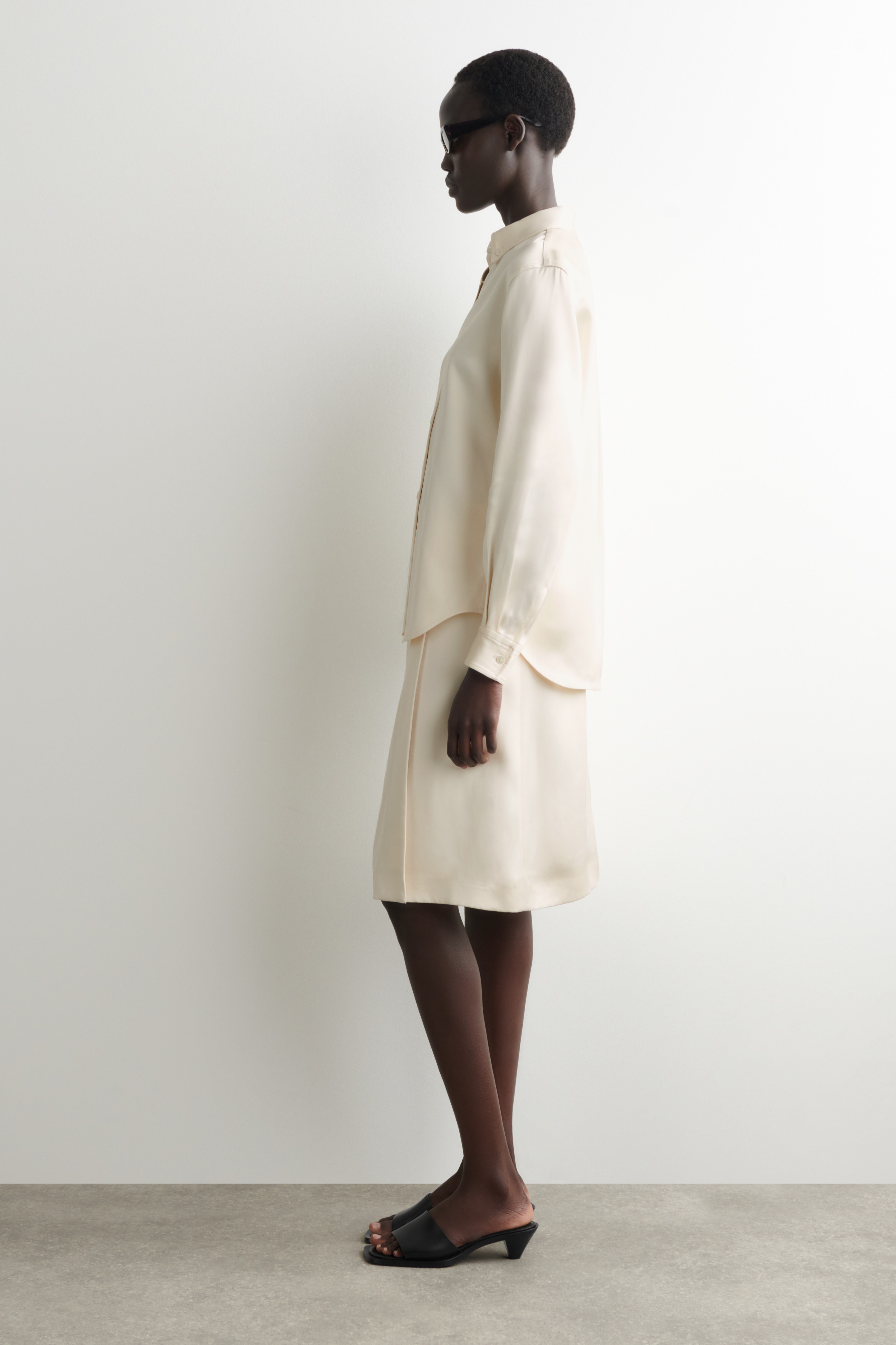 BUTTON-DOWN COLLAR SATIN SHIRT