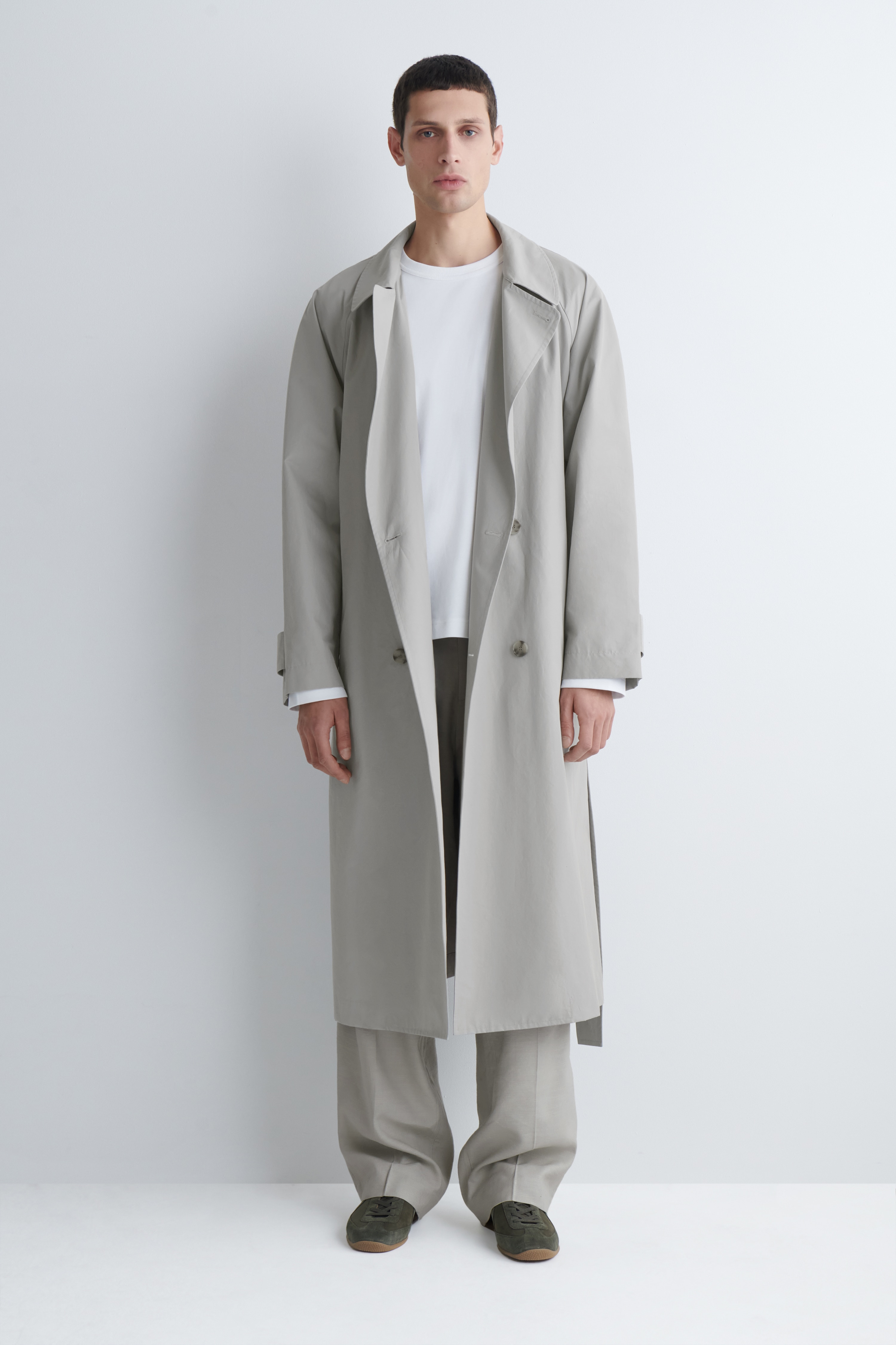 BUTY SPORTOWE Z NUBUKU I ZAMSZU - KHAKI/SZARY