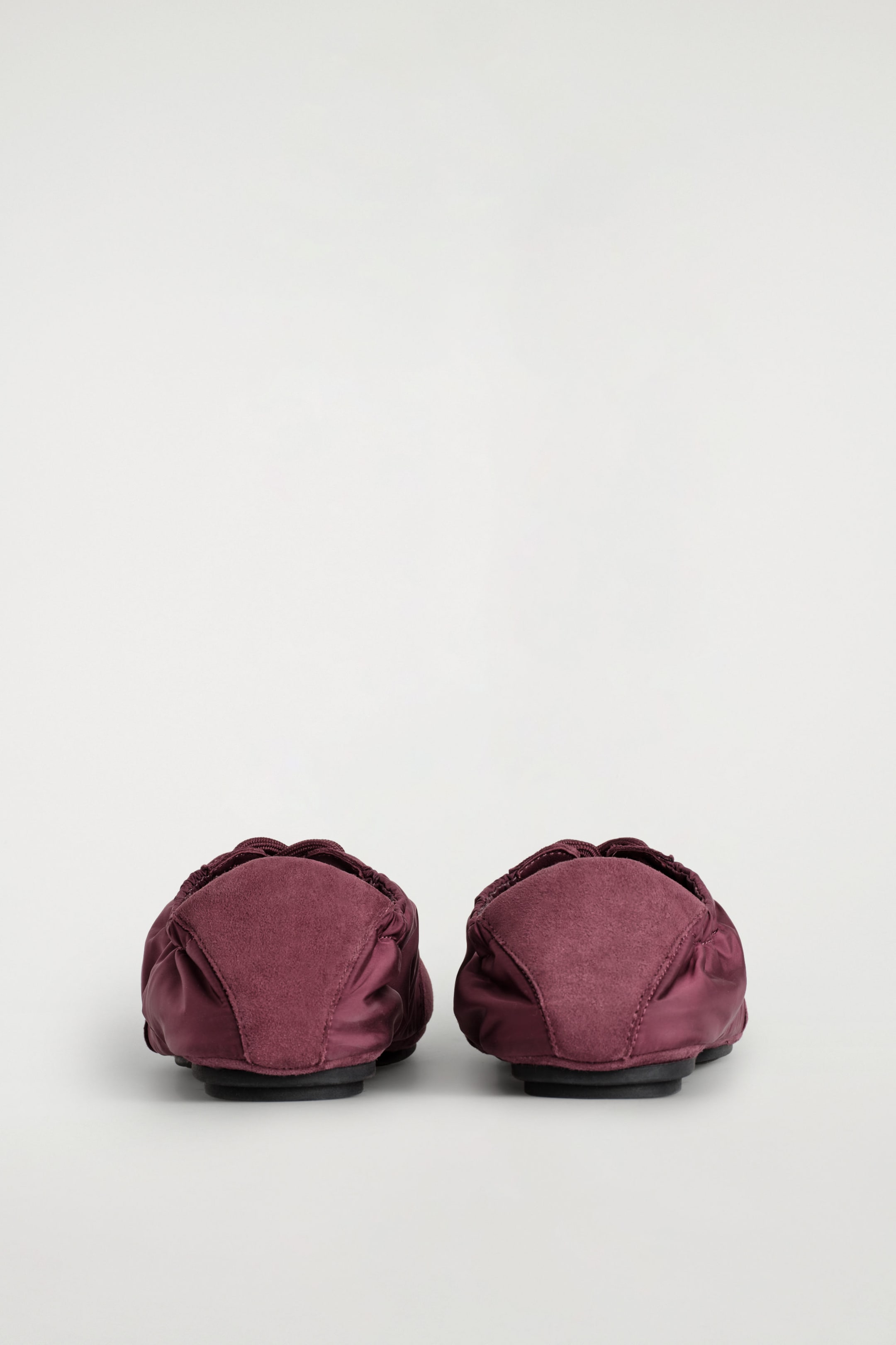 StillMedia/DescriptiveDetail