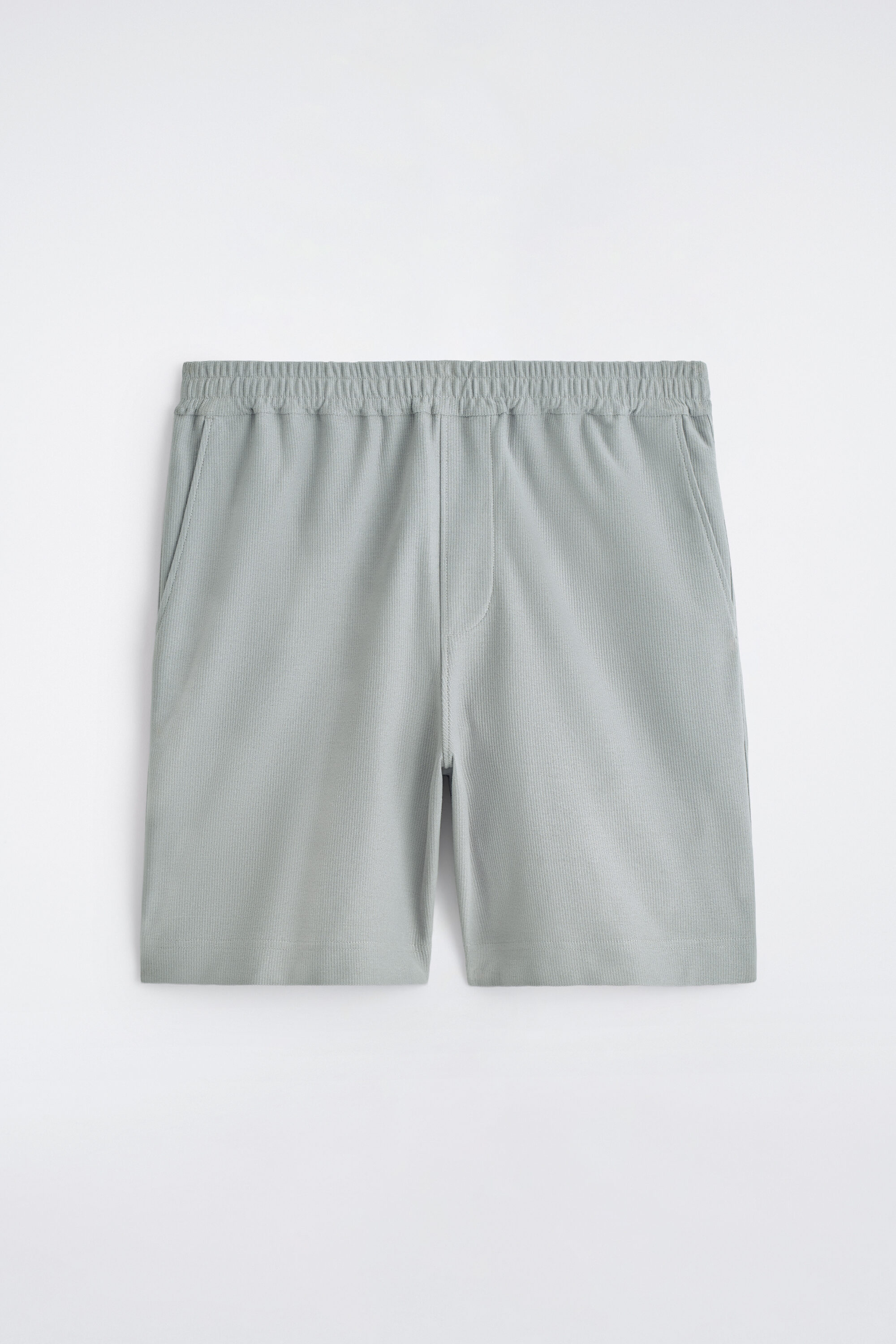 ZARA TECHNICAL CARGO SHORTS