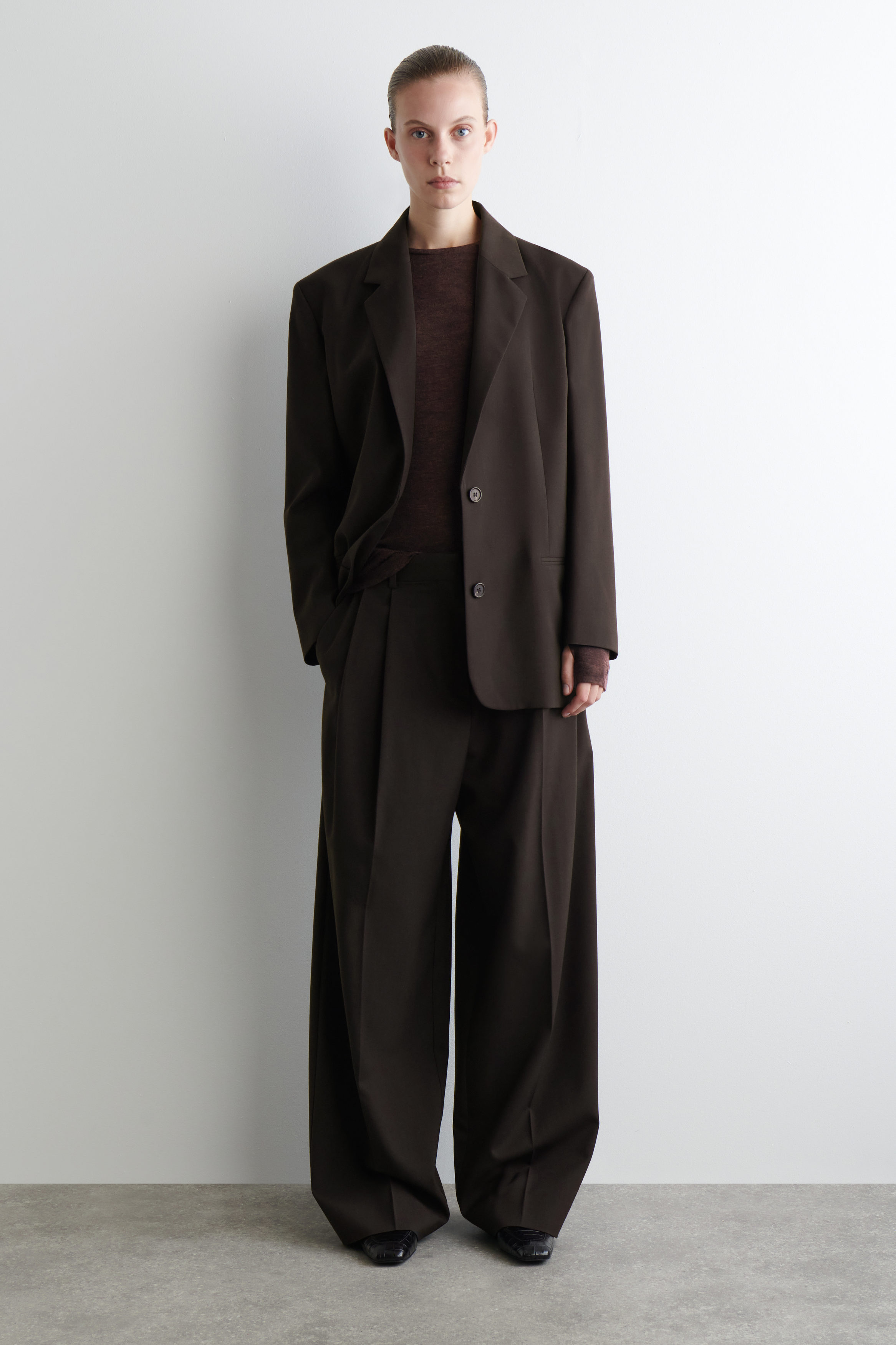 SLIM MERINO WOOL TOP - DARK-BROWN MÉLANGE | COS DK