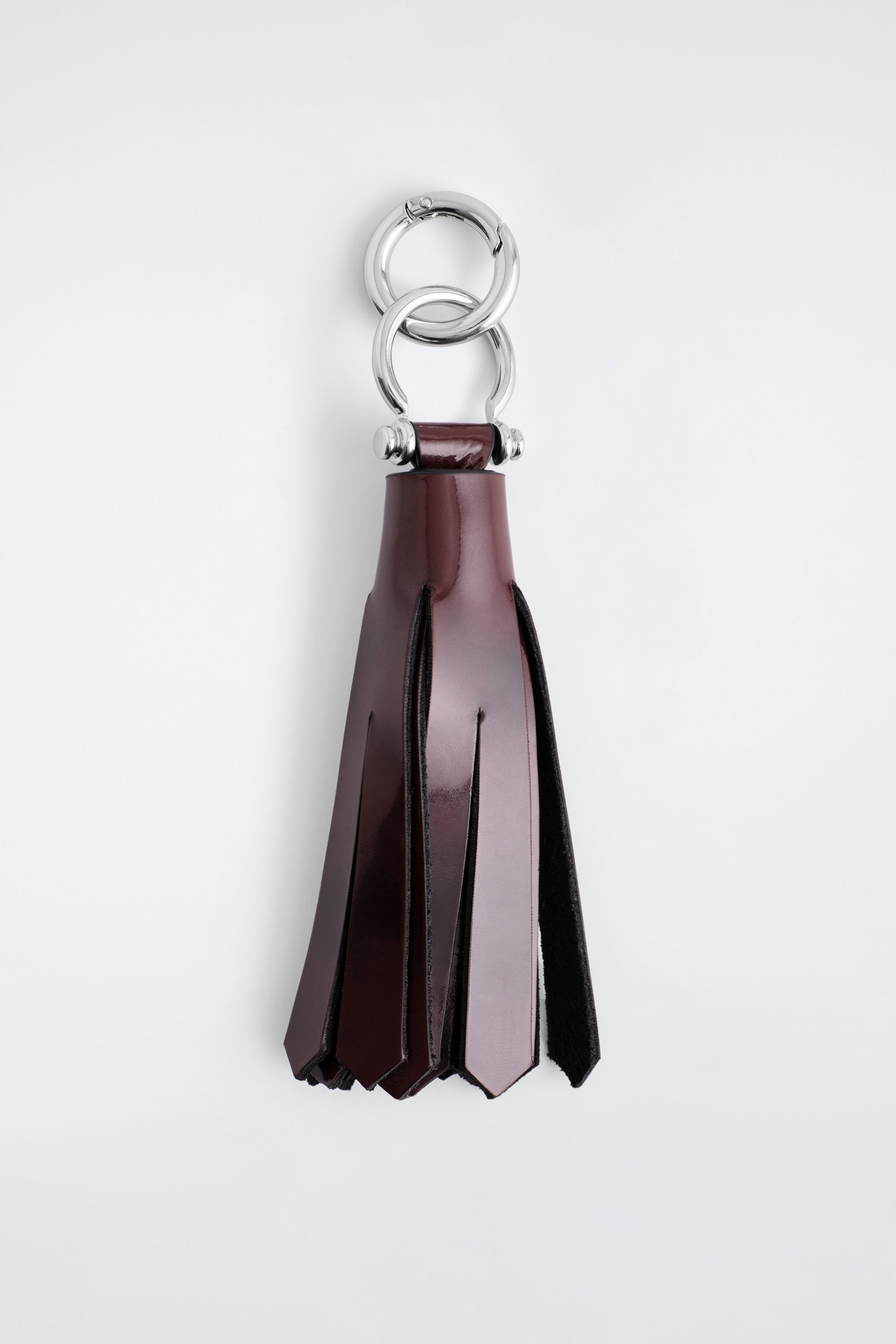 TASSELED LEATHER KEYRING - BORDEAUX | COS US