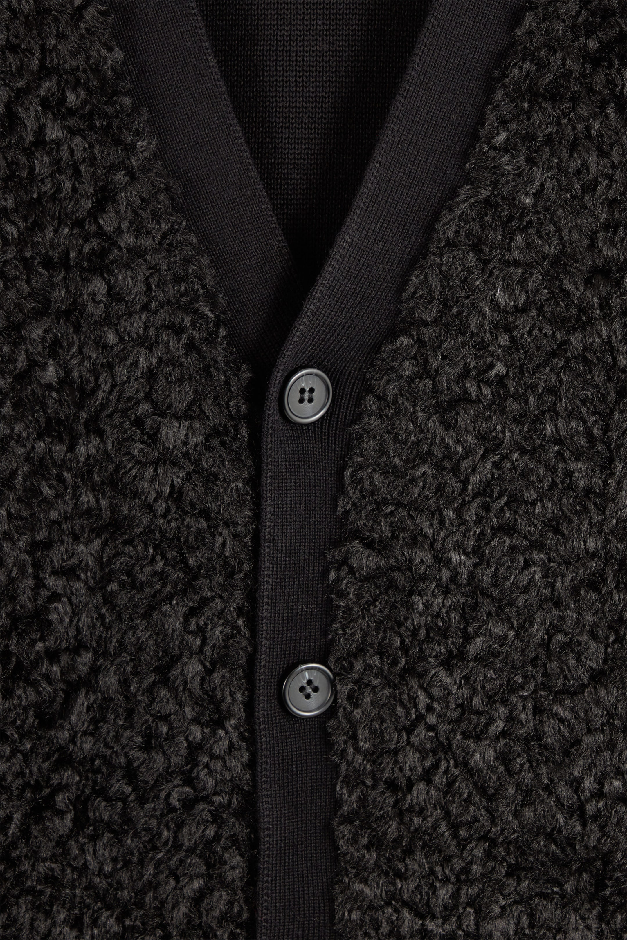 StillMedia/DescriptiveDetail