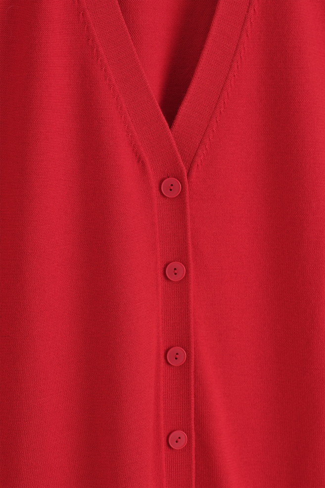 V-NECK MERINO WOOL WAISTCOAT — RED