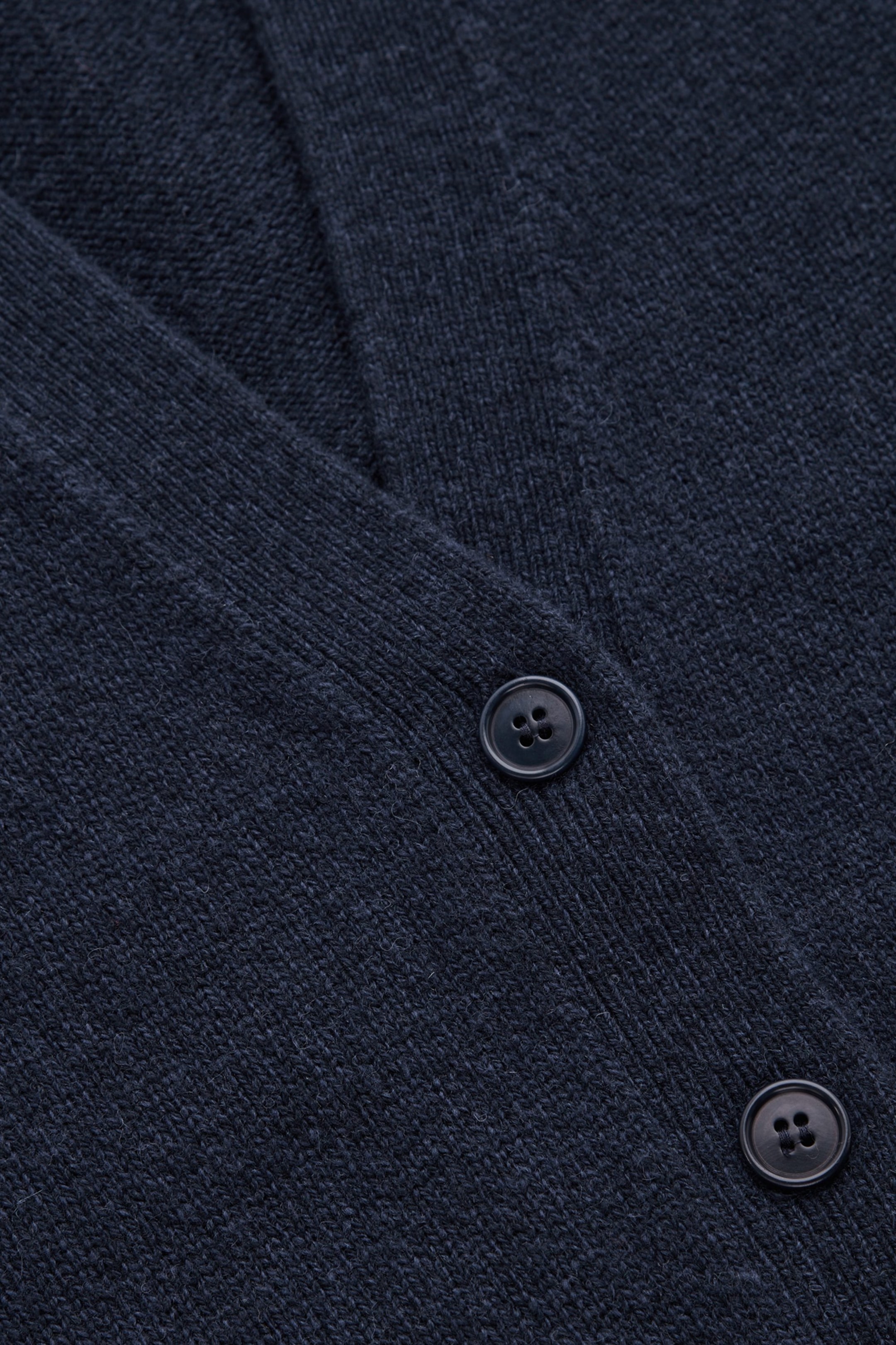 StillMedia/DescriptiveDetail