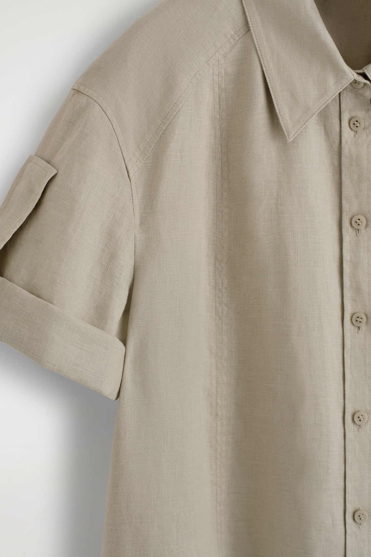FOLDED-SLEEVE LINEN SHIRT — BEIGE