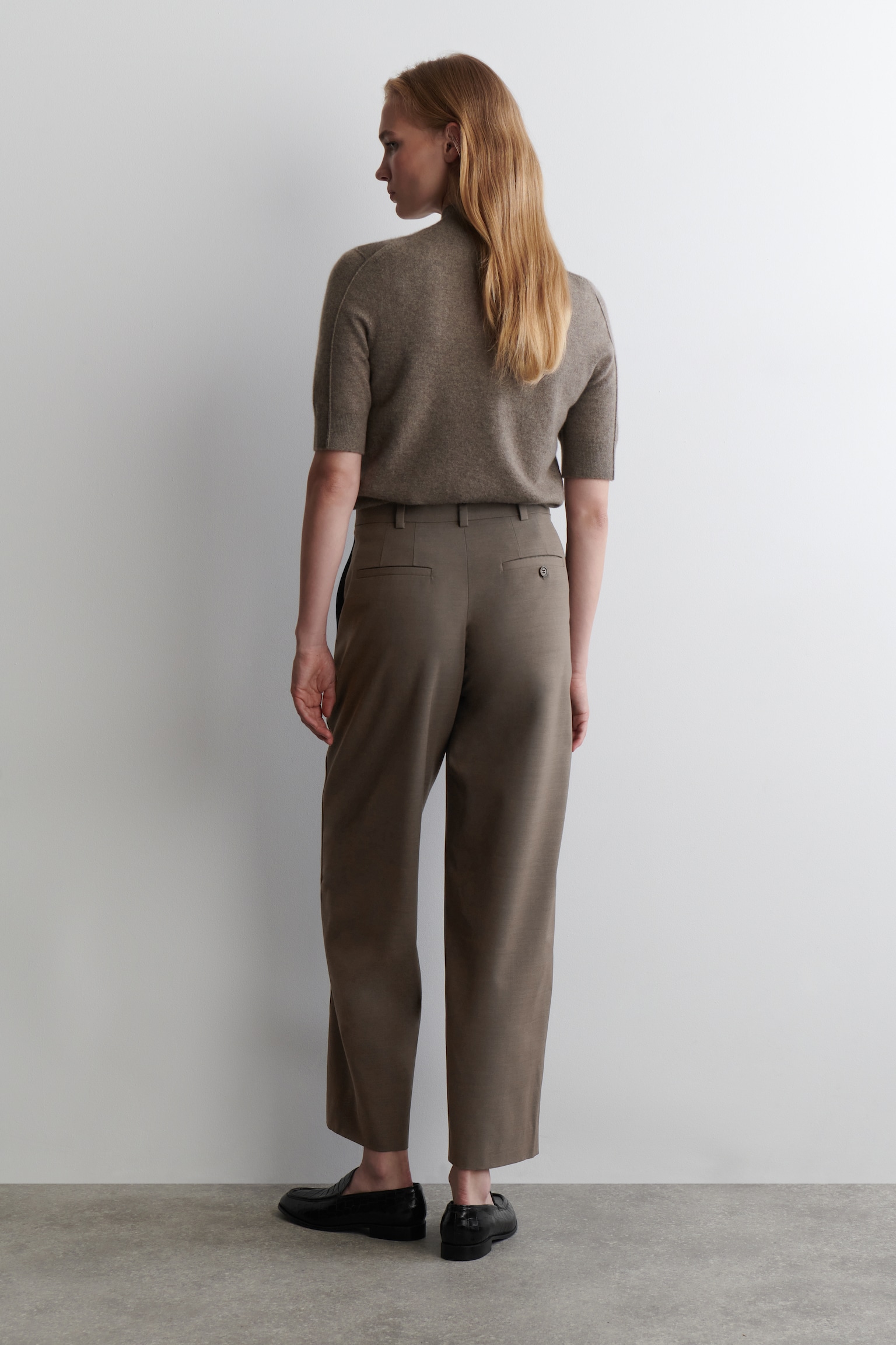 PANTALONI CROPPED CON TAGLIO BARREL IN LANA - TALPA/NERO - 5