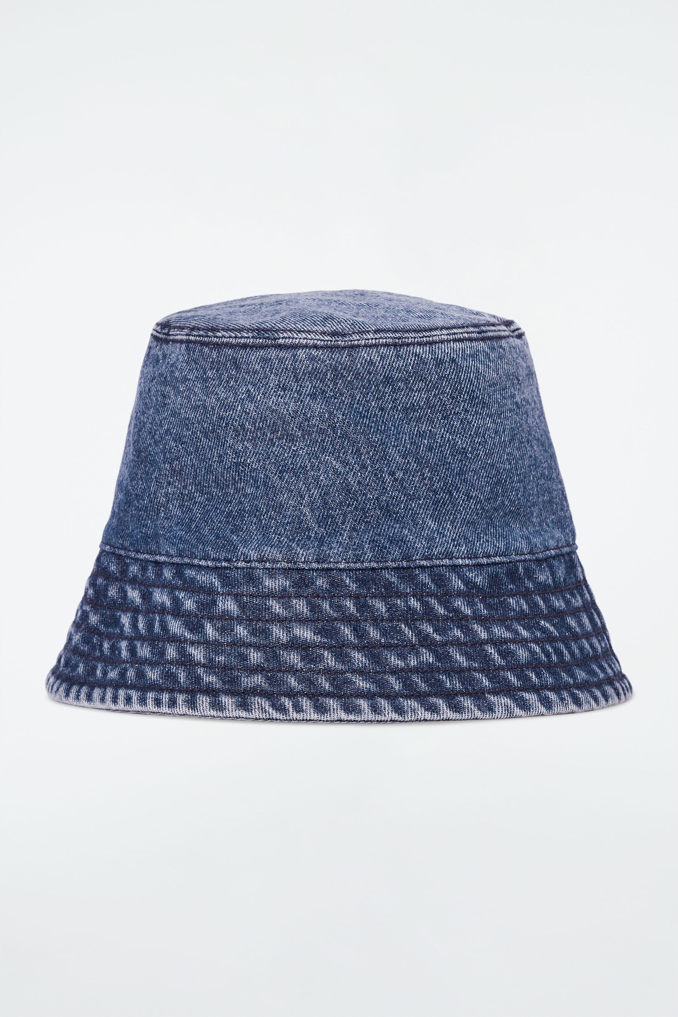 StillMedia/DescriptiveStillLife