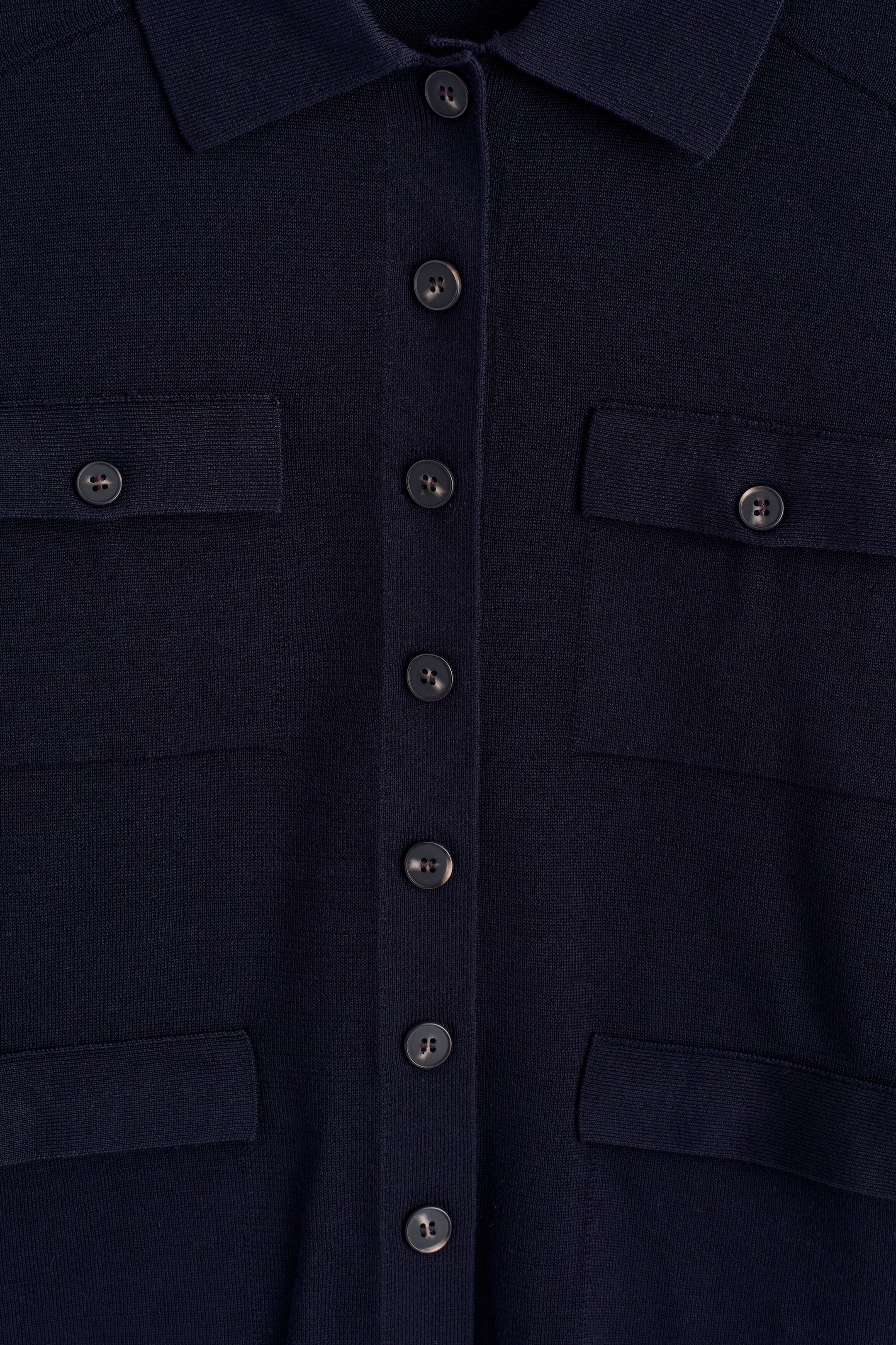 StillMedia/DescriptiveDetail