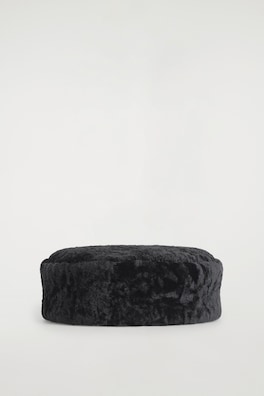 SHEARLING PILLBOX HAT — BLACK 6
