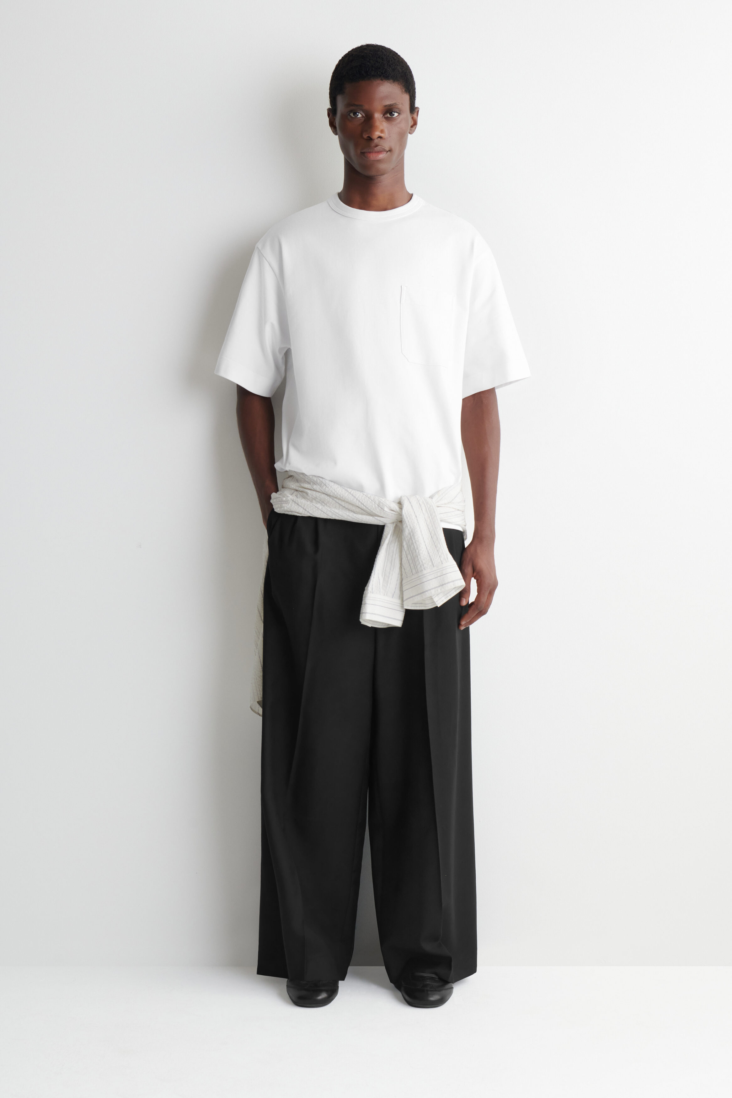 OVERSIZED POCKET-DETAIL T-SHIRT - WHITE | COS US