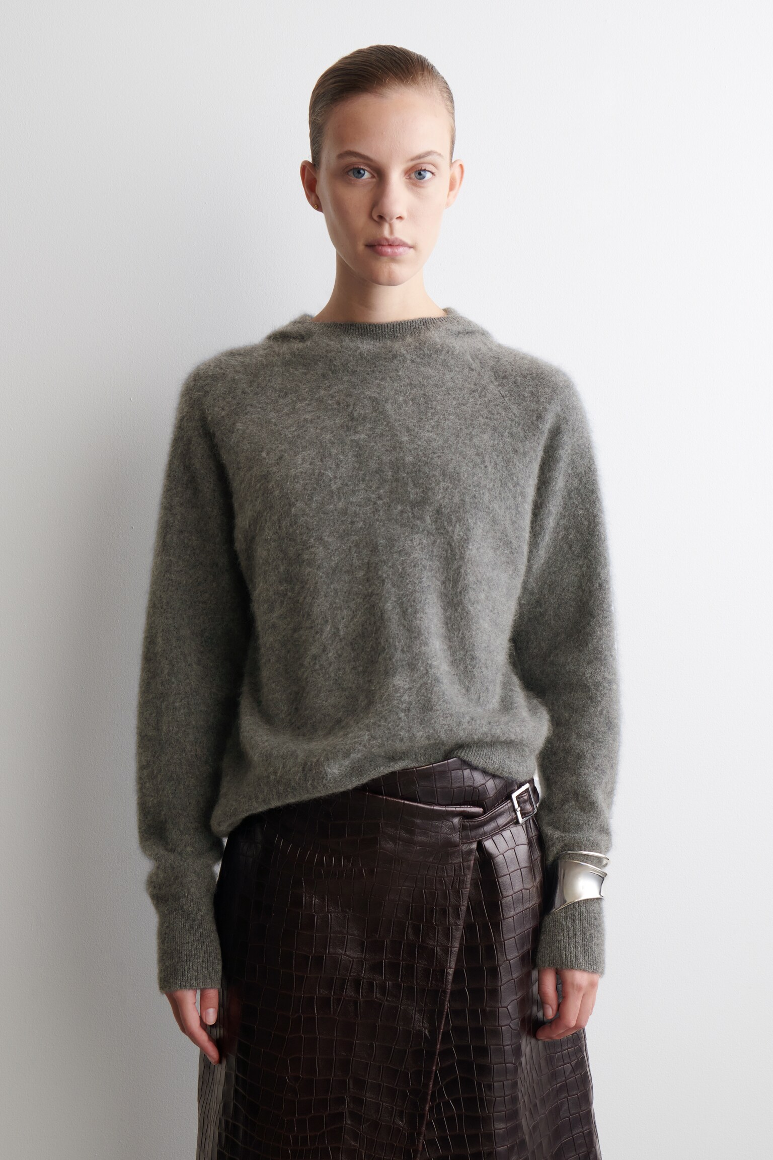 BRUSHED-CASHMERE HOODIE - GREEN-GREY/BLACK