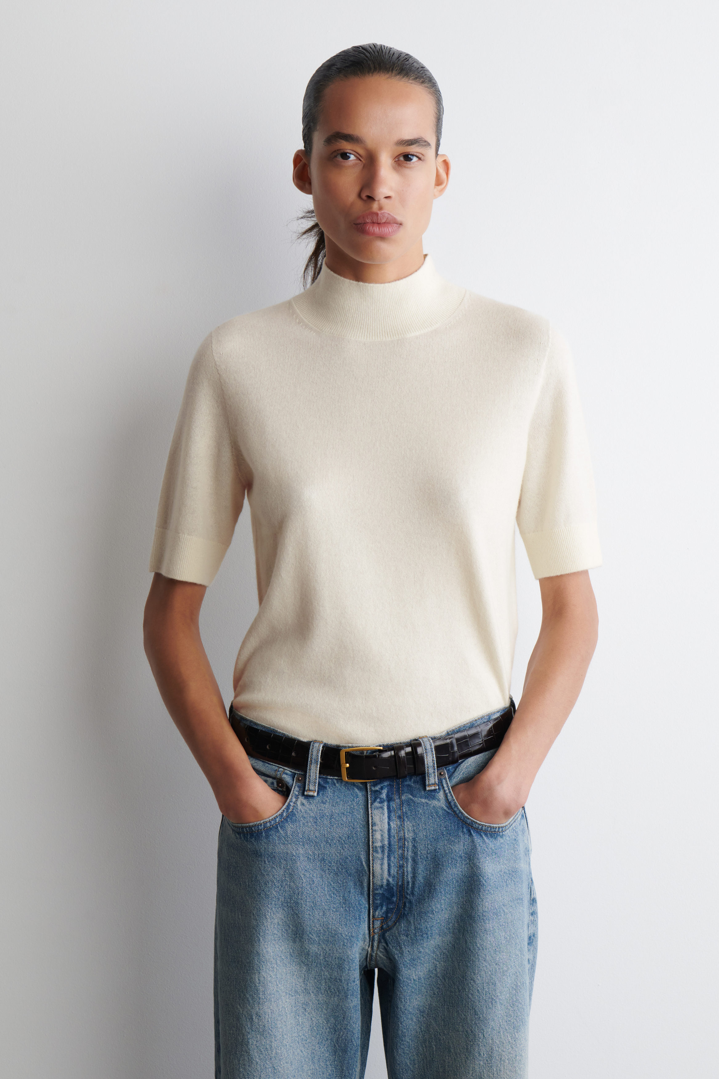 Tシャツ・カットソー MALO Women Sweater DXA194 F1K02E1184 Beige RELAXED SCOOP-NECK T-SHIRT - LIGHT BEIGE | COS