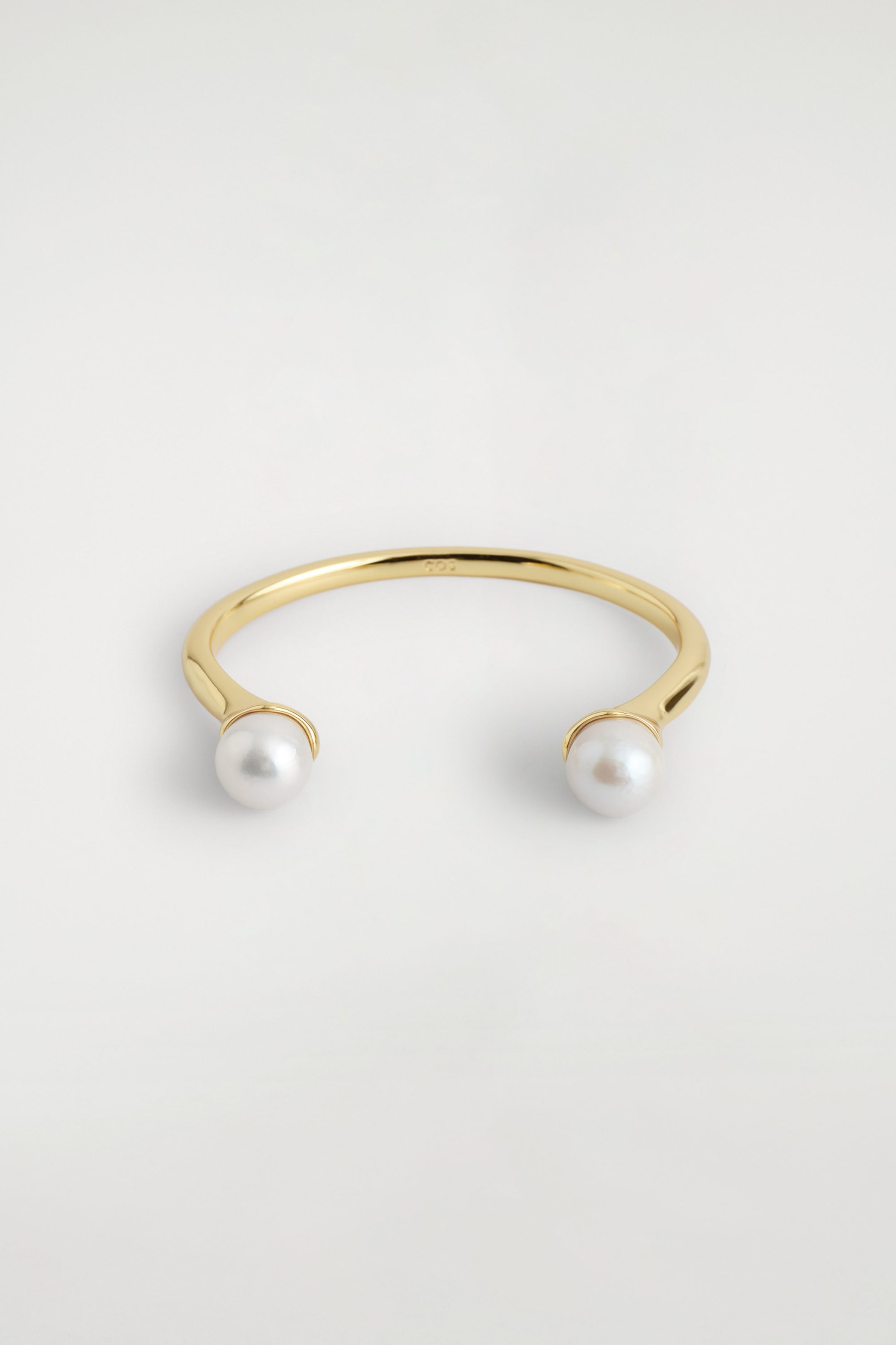 FRESHWATER PEARL CUFF
