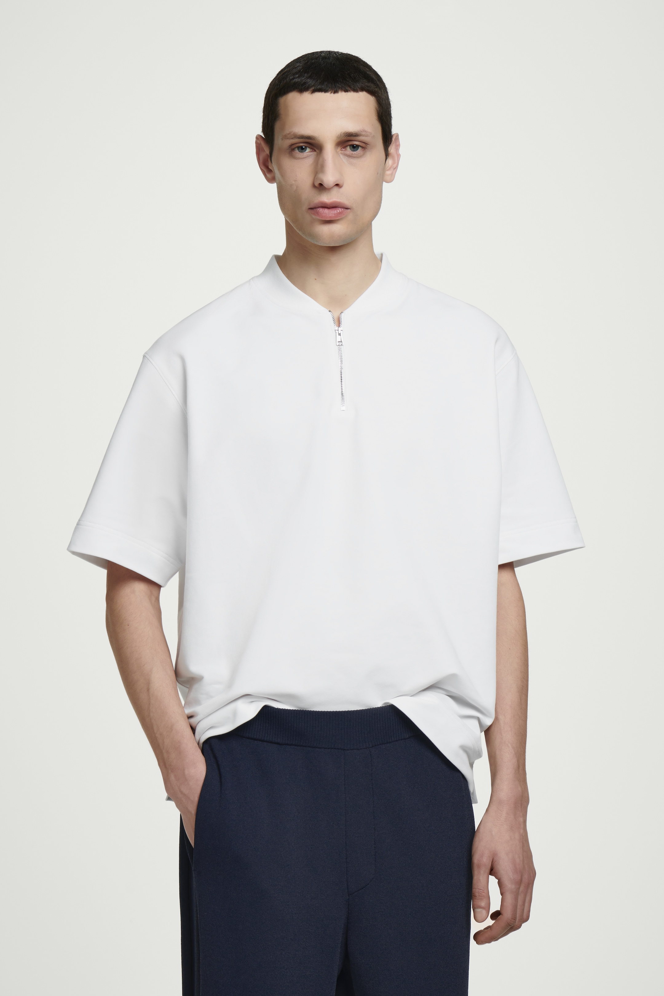 Visualizza immagine più grande: T-SHIRT IN COTONE CON MEZZA CERNIERA - BIANCO - UOMO | H&M IT 1