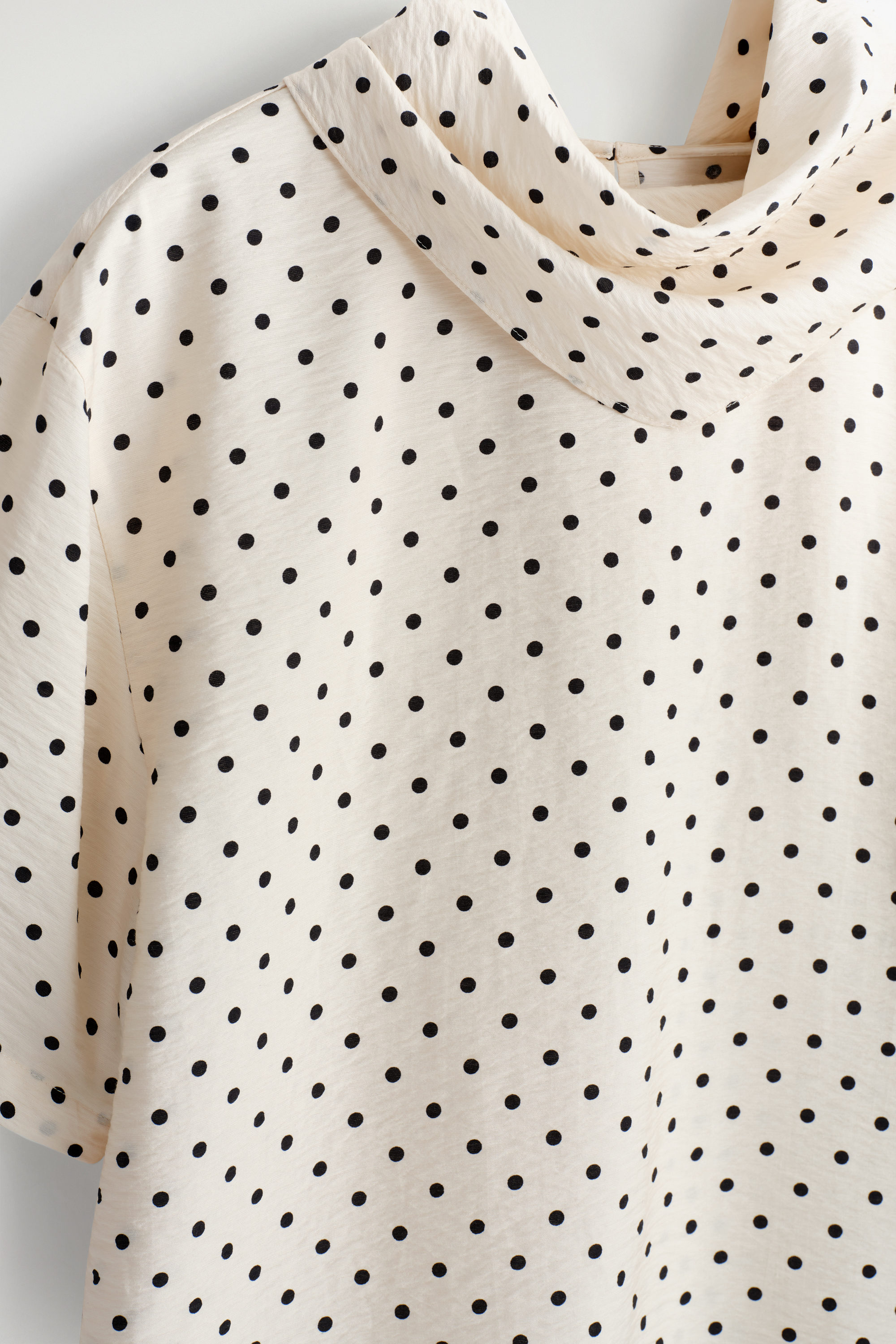 トップス BEEDEN DOTS SCARF NECK TOPS 最安値 SCARF DOTS BEEDEN トップス NECK Top Neck Tie Dot Polka