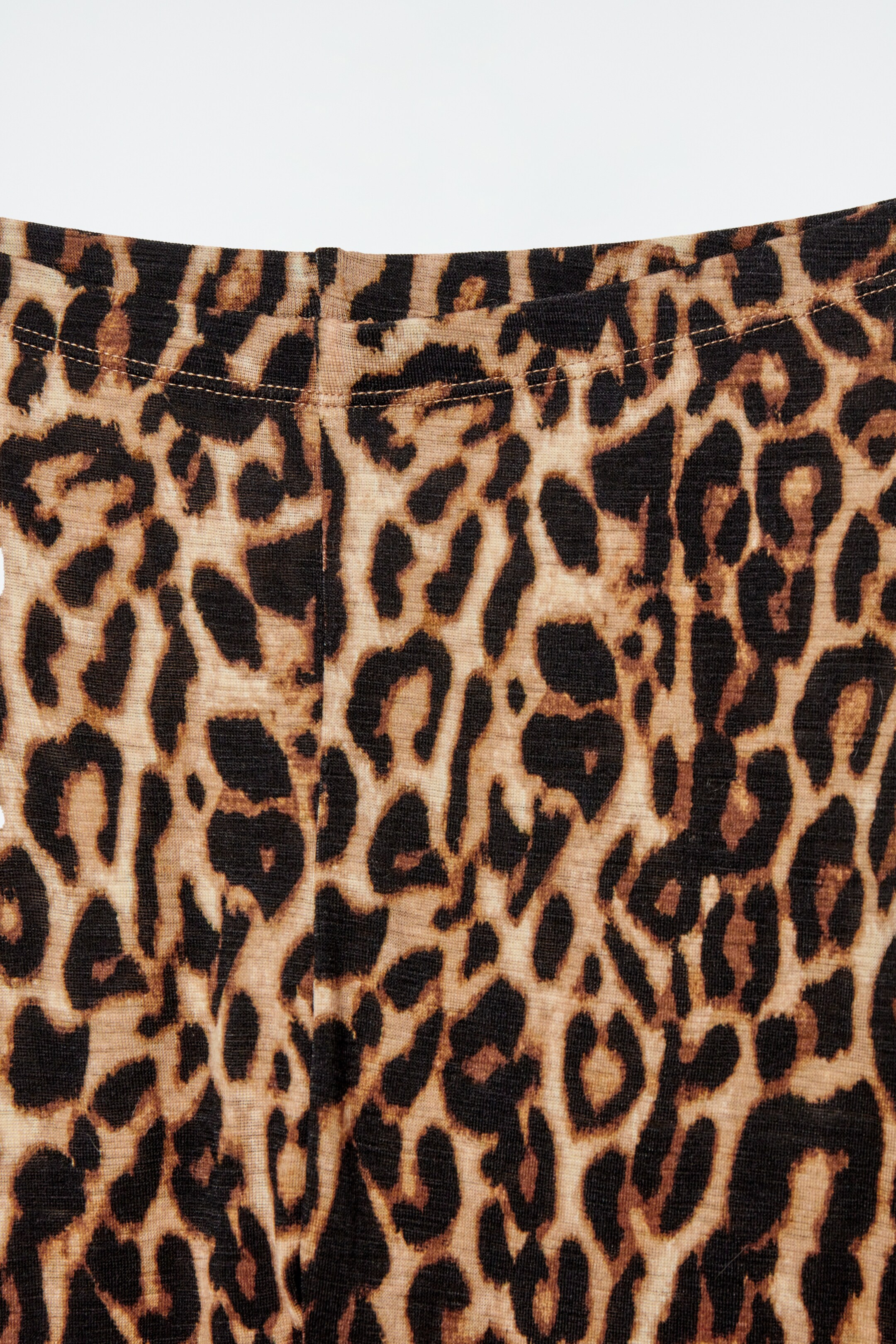 View larger image: LEOPARD-PRINT MERINO WOOL LEGGINGS - LEOPARD PRINT - Ladies | H&M GB 2