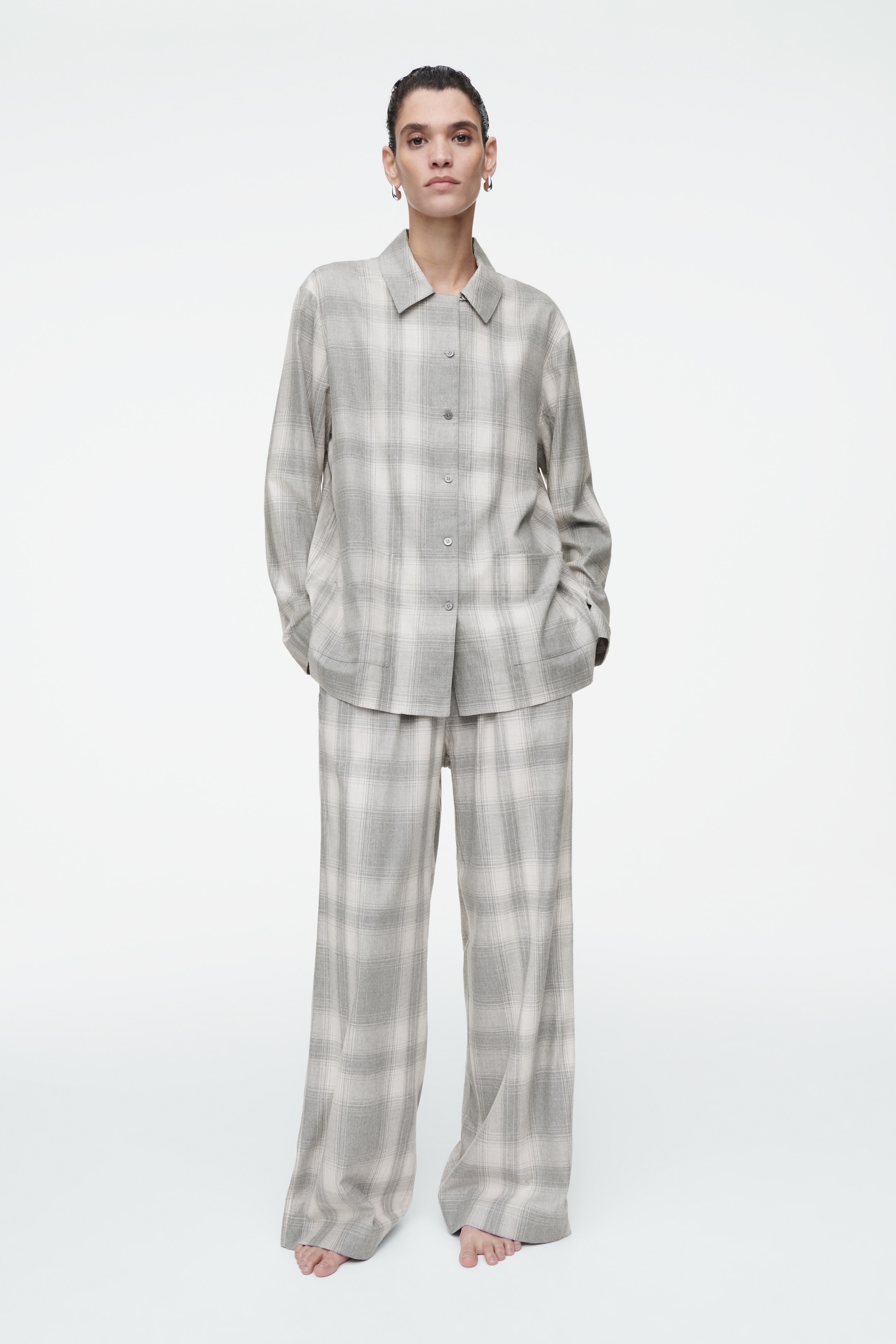 View larger image: CHECKED FLANNEL PYJAMA SHIRT - GREY / CHECKED - Ladies | H&M GB 2