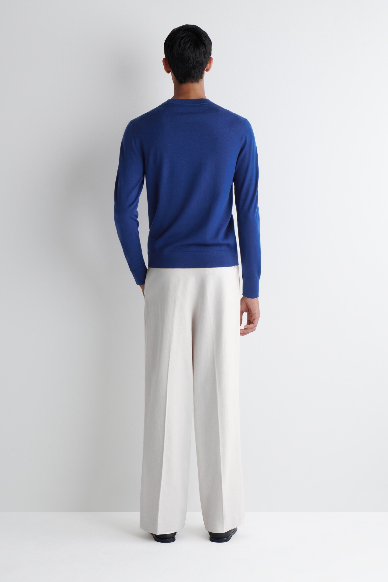PULL SLIM À COL ROND EN LAINE MÉRINOS - BLEU COBALT/BLEU MARINE/GRIS CHINÉ/NOIR - 7