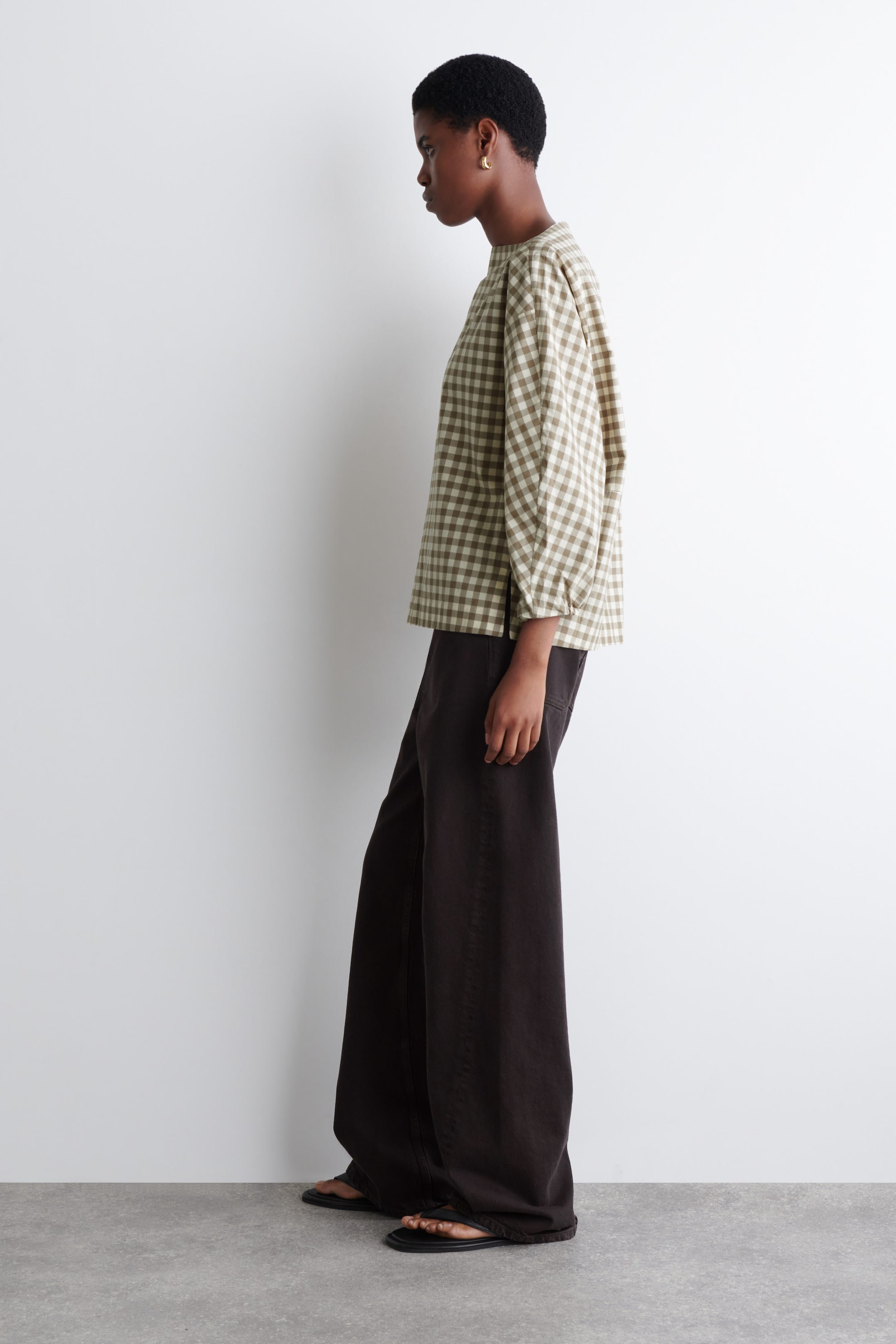 BOMULLSBLUS MED BÅTRINGNING