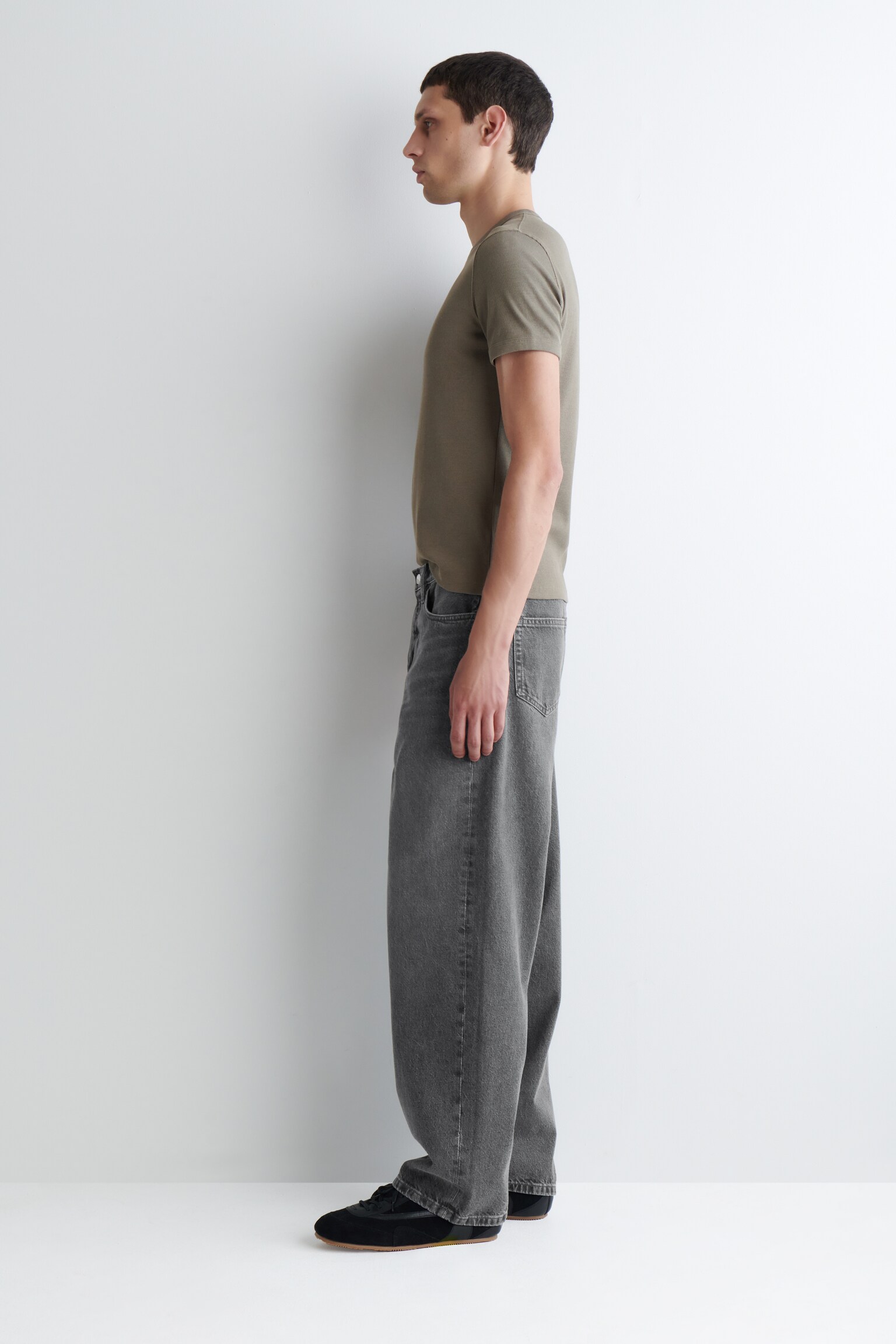 RIDER JEANS MIT GERADEM BEIN - SCHWARZE WASCHUNG/HELLBLAU - 6