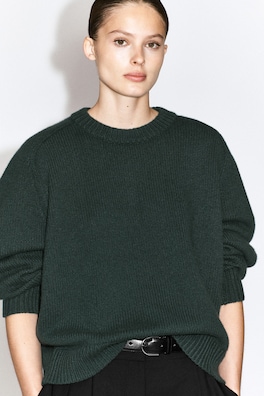 ROUNDED PURE CASHMERE CREW-NECK SWEATER — DARK GREEN 6