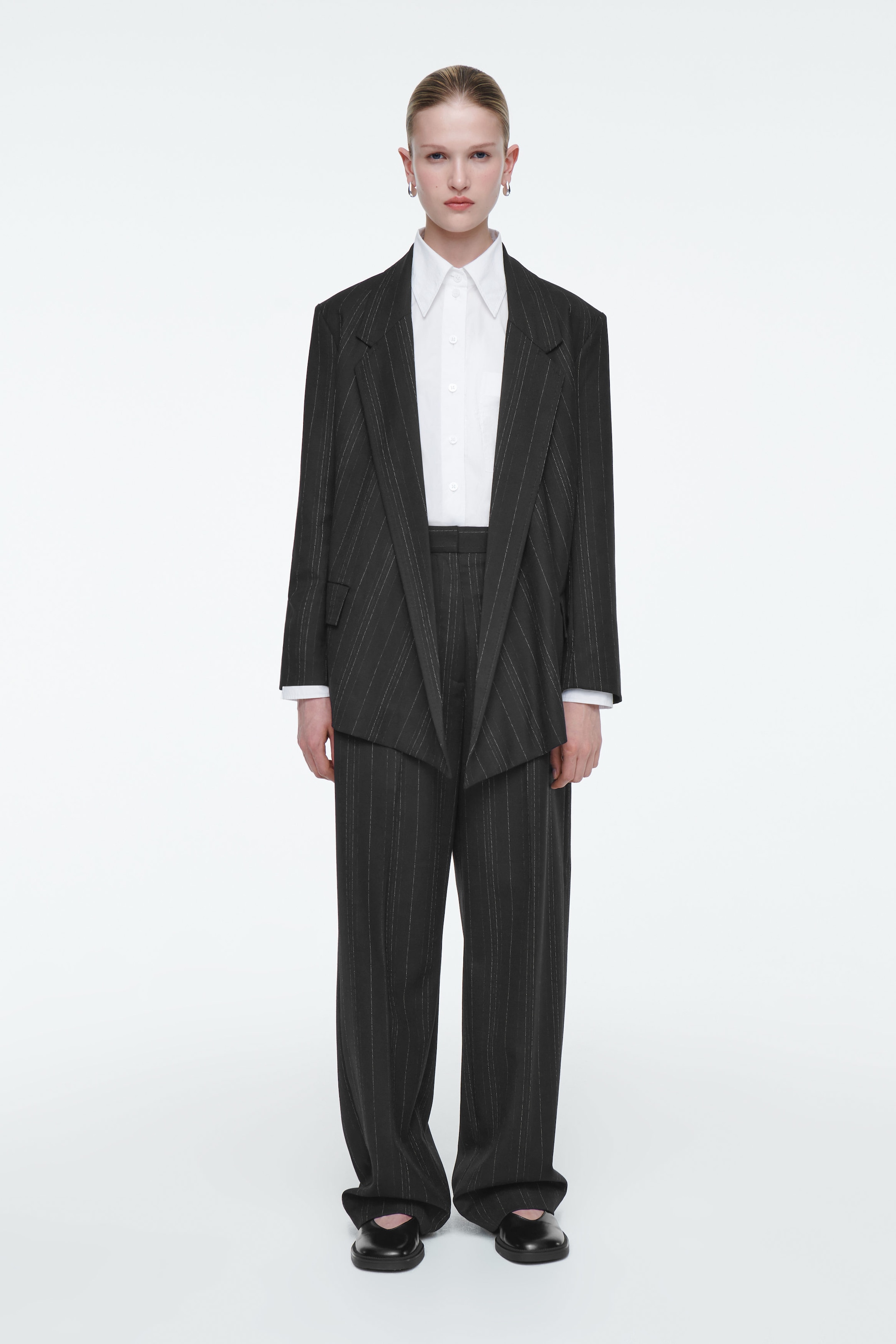 REGULAR DRAPED PINSTRIPED BLAZER