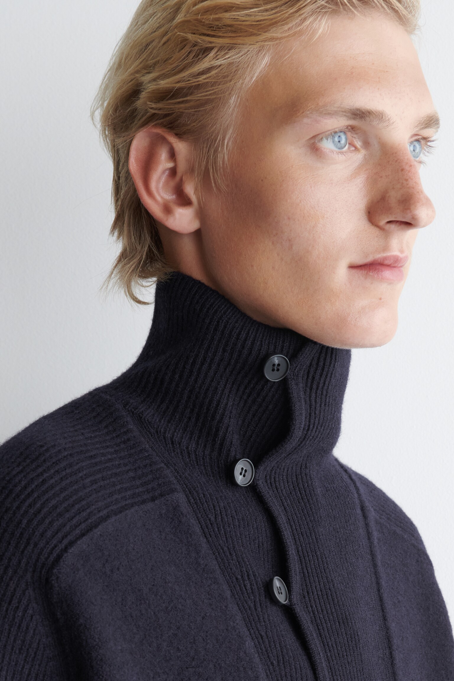 PANELLED MERINO WOOL FUNNEL-NECK JUMPER - NAVY - 4