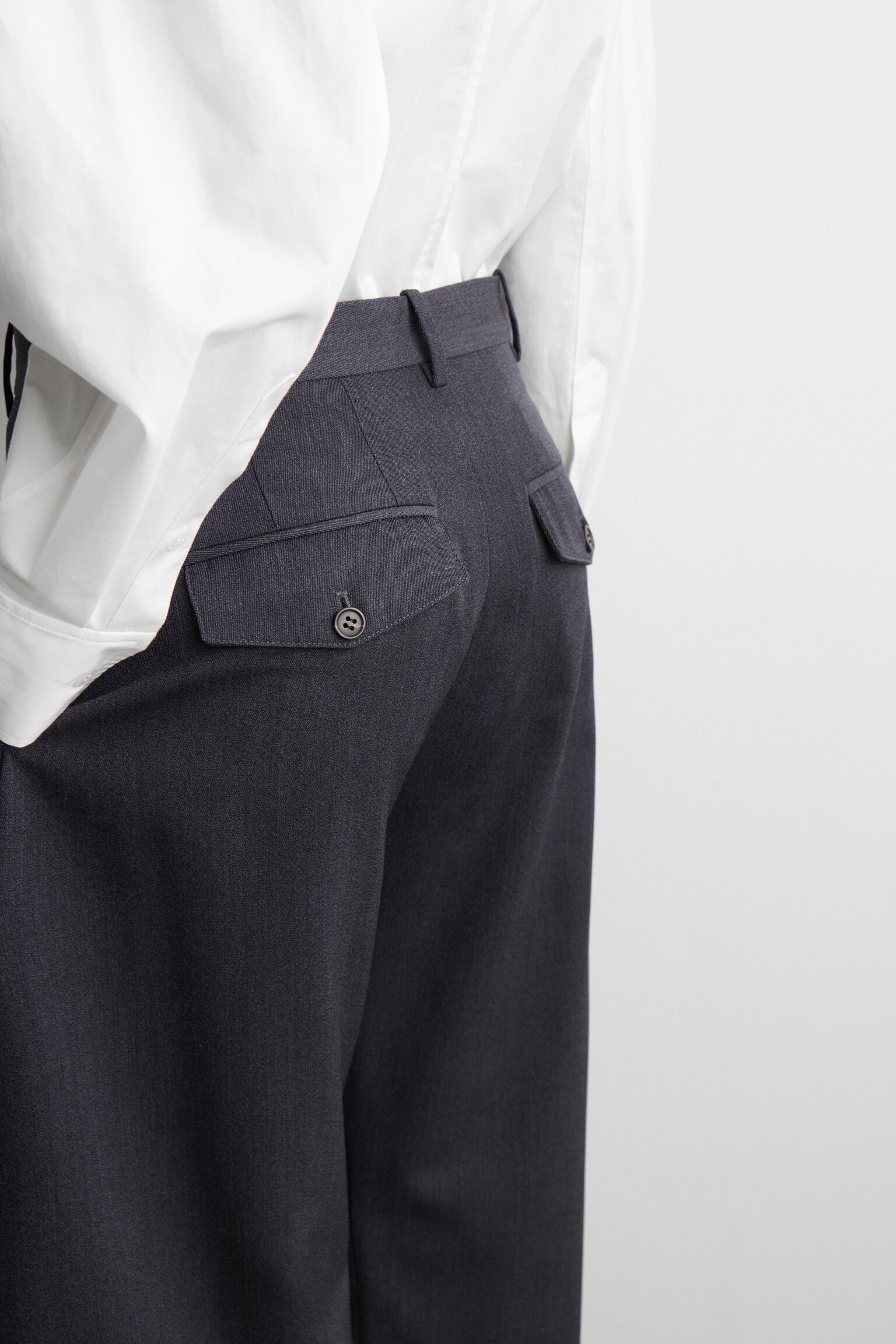 PANTALONI IN MISTO LANA DAL TAGLIO BARREL - ANTRACITE - 6